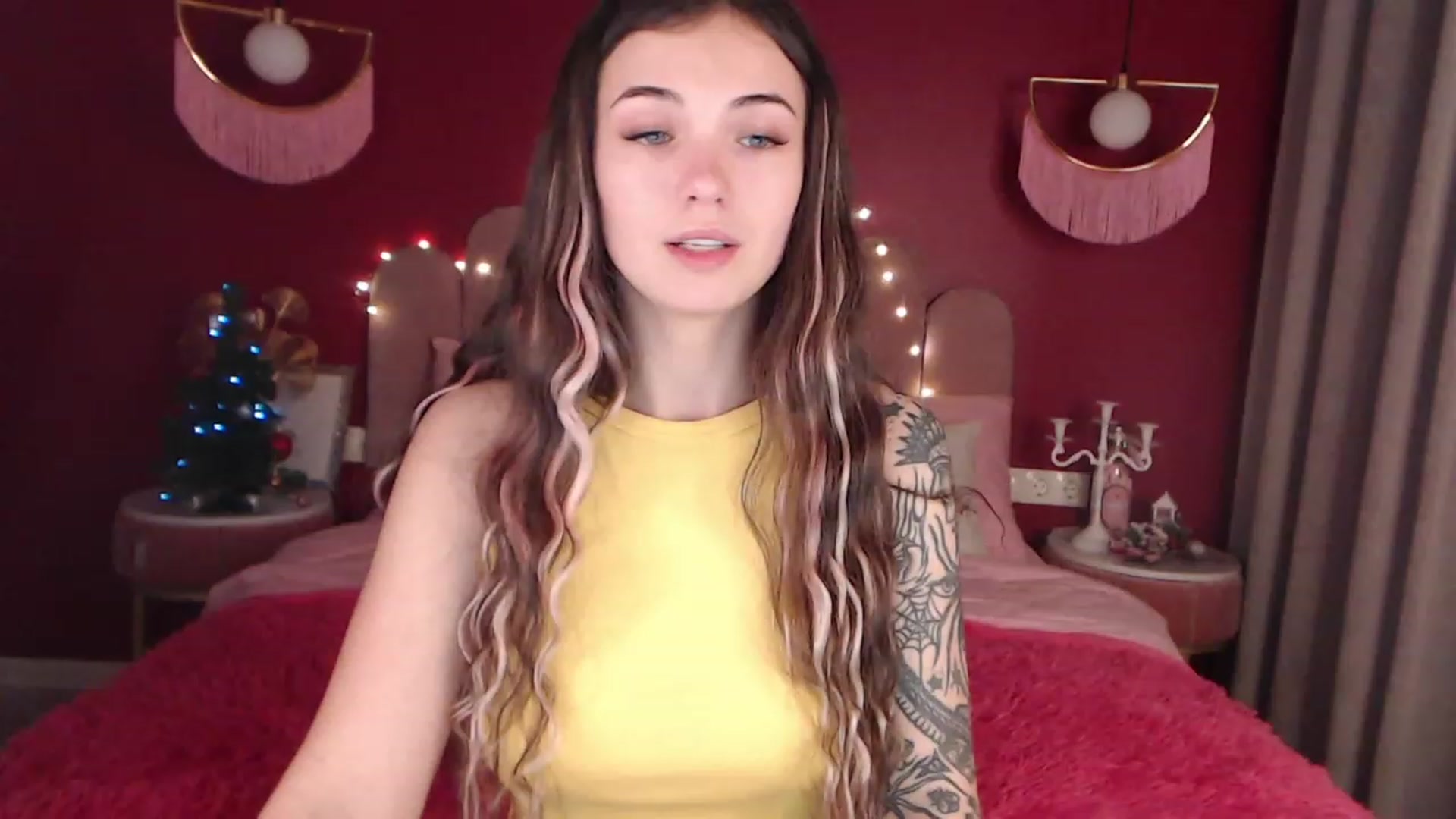 Gallery image thumbnail from AmeliaMFC's myfreecams stream on, 12/16/2022, 14:33 image 18 of 20