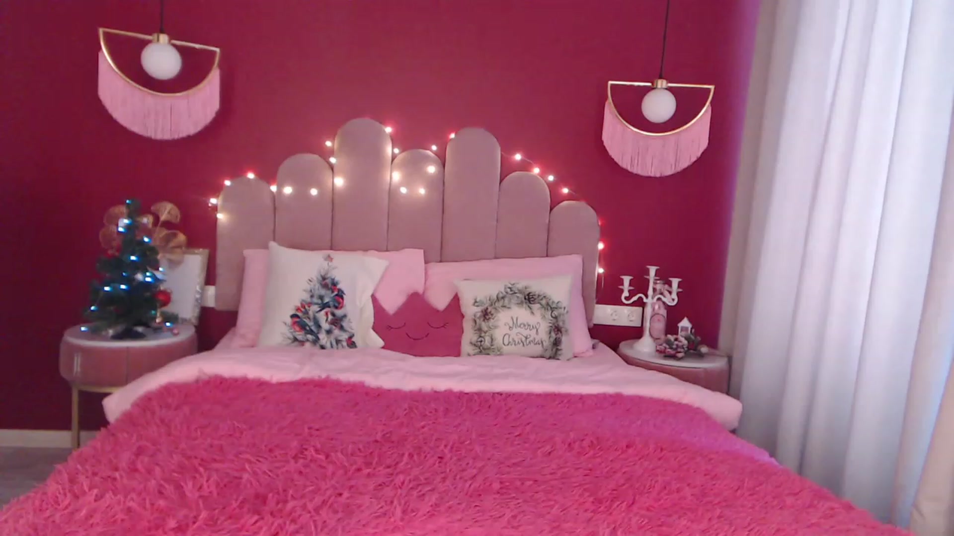 Gallery image thumbnail from AmeliaMFC's myfreecams stream on, 12/20/2022, 07:43 image 6 of 20