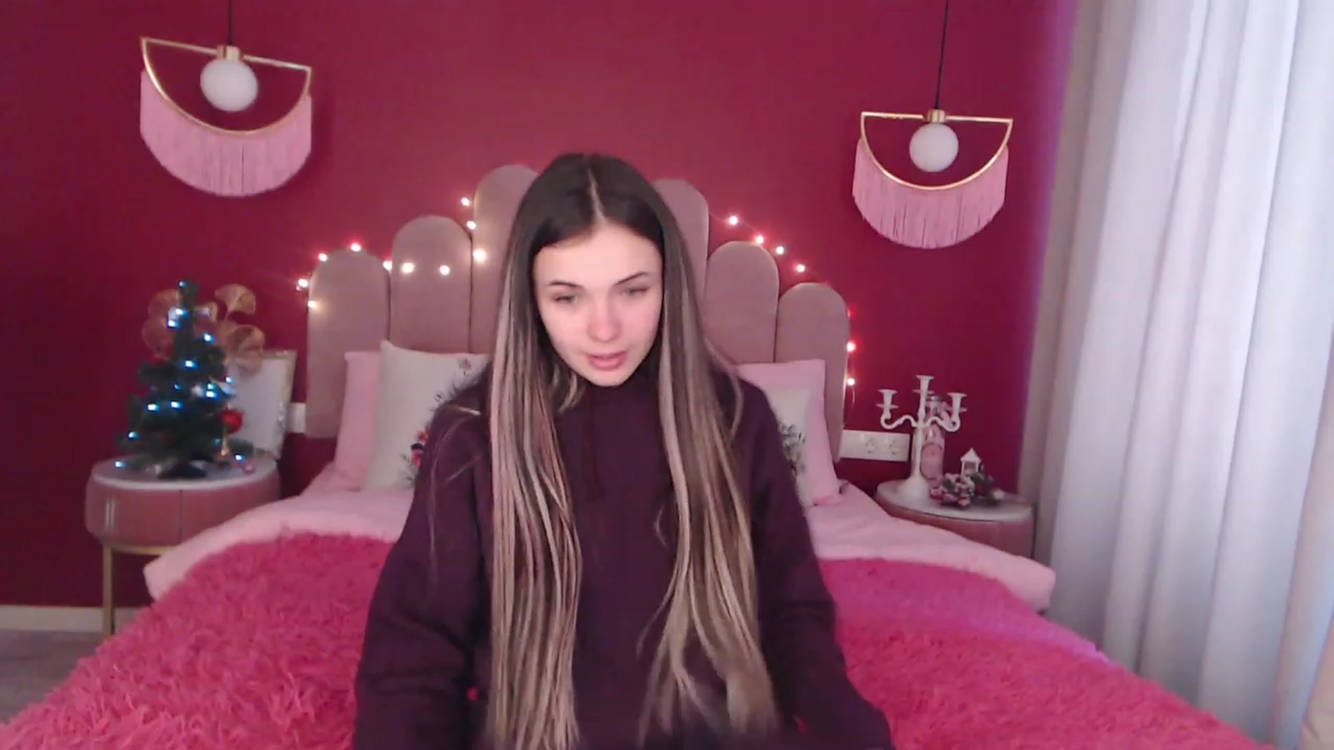 Gallery image thumbnail from AmeliaMFC's myfreecams stream on, 12/20/2022, 07:43 image 4 of 20