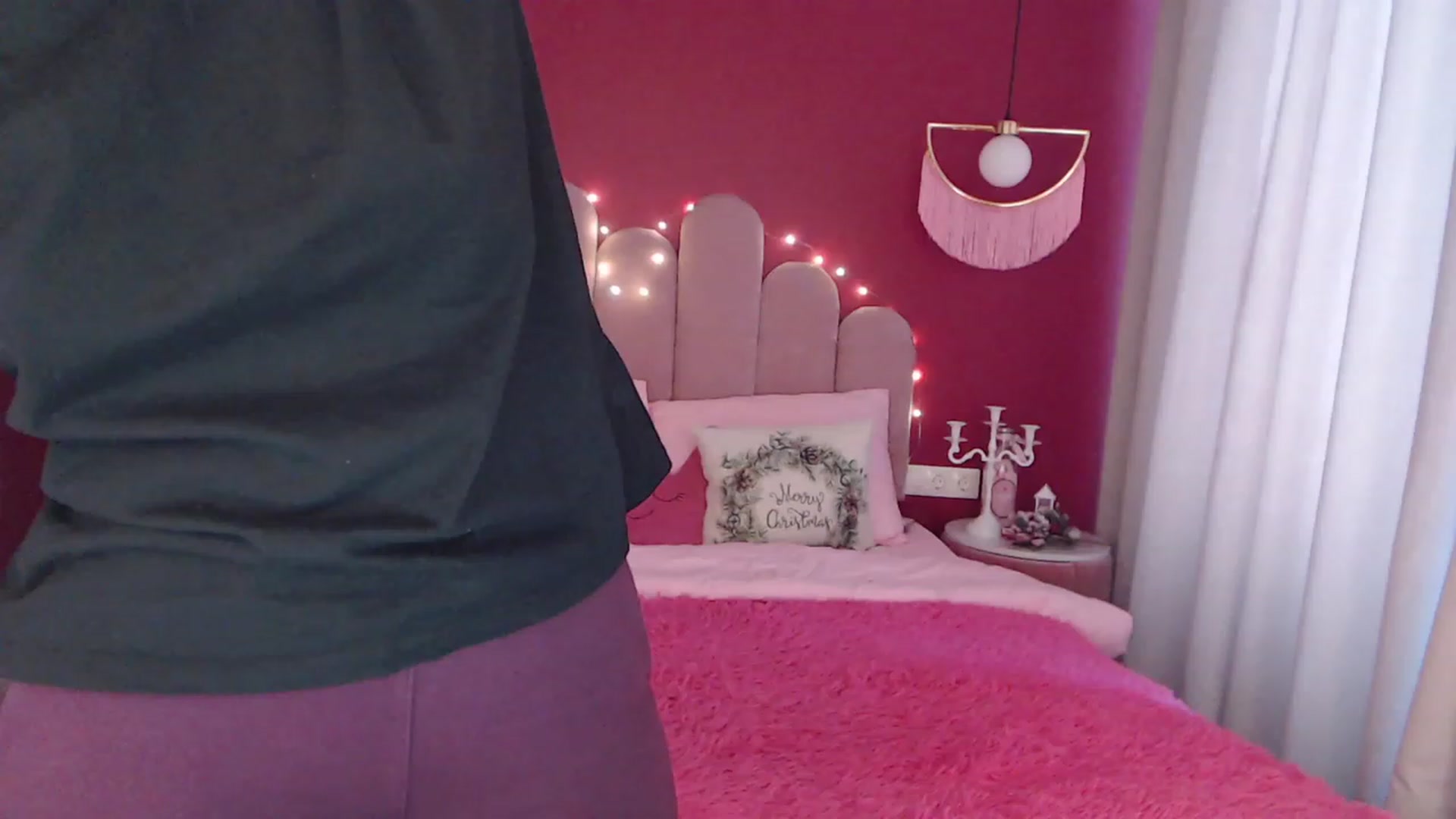 Gallery image thumbnail from AmeliaMFC's myfreecams stream on, 12/20/2022, 07:43 image 9 of 20