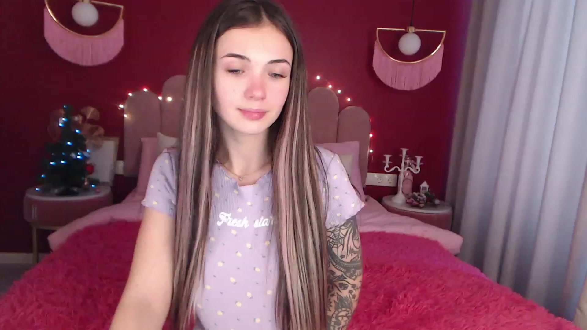 Gallery image thumbnail from AmeliaMFC's myfreecams stream on, 12/20/2022, 08:14 image 6 of 20