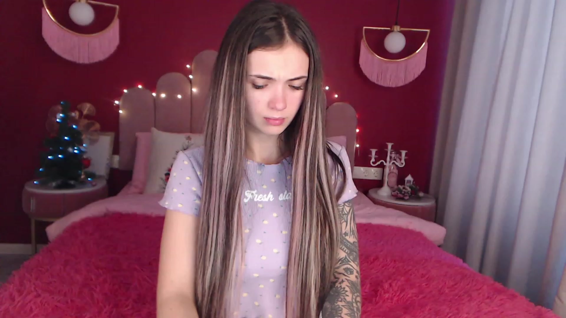 Gallery image thumbnail from AmeliaMFC's myfreecams stream on, 12/20/2022, 08:14 image 13 of 20