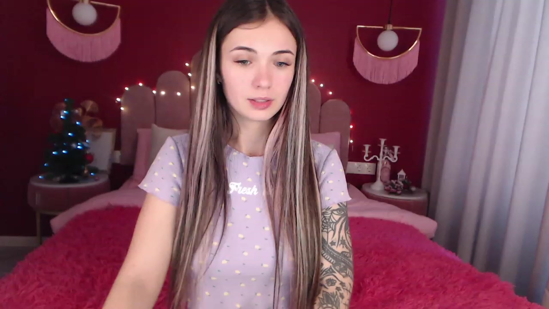 Gallery image thumbnail from AmeliaMFC's myfreecams stream on, 12/20/2022, 09:11 image 8 of 20