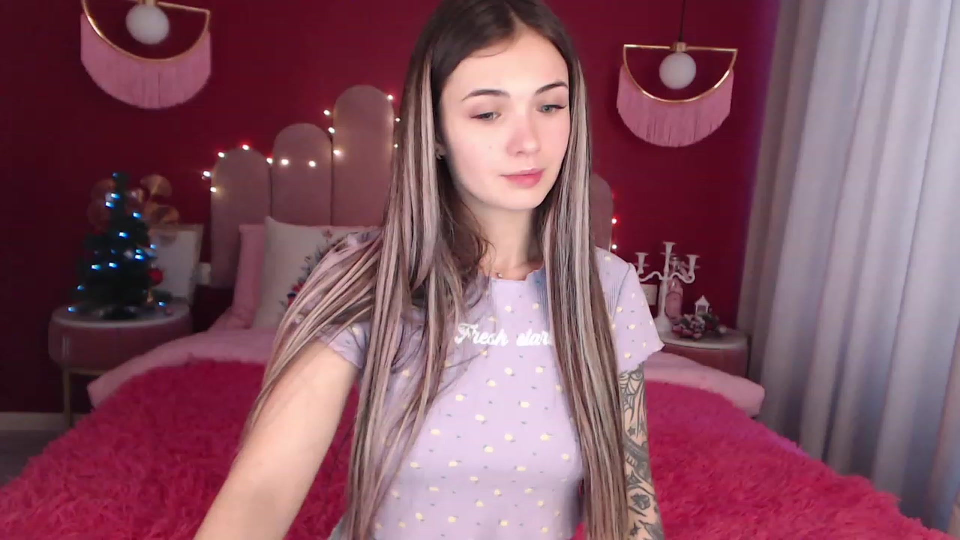 Gallery image thumbnail from AmeliaMFC's myfreecams stream on, 12/20/2022, 09:11 image 3 of 20