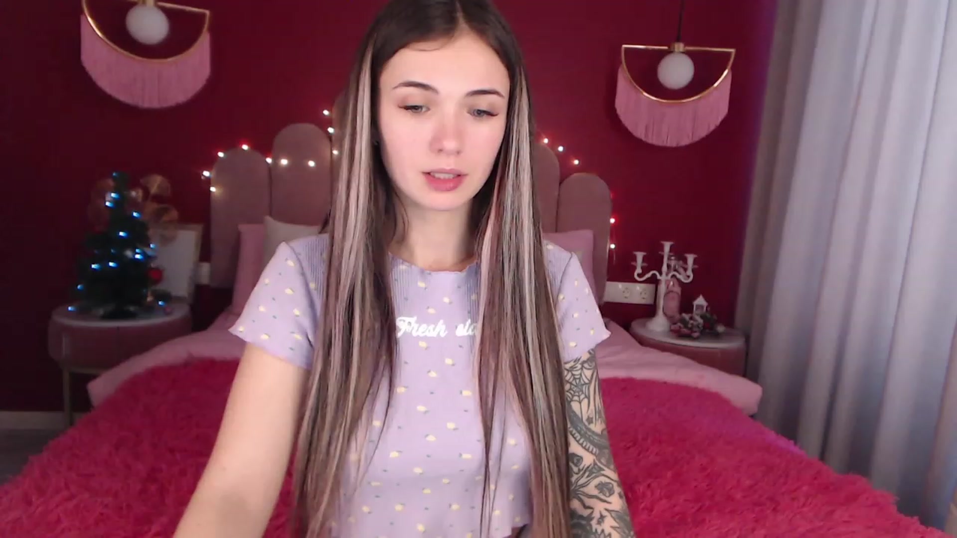 Gallery image thumbnail from AmeliaMFC's myfreecams stream on, 12/20/2022, 09:11 image 7 of 20