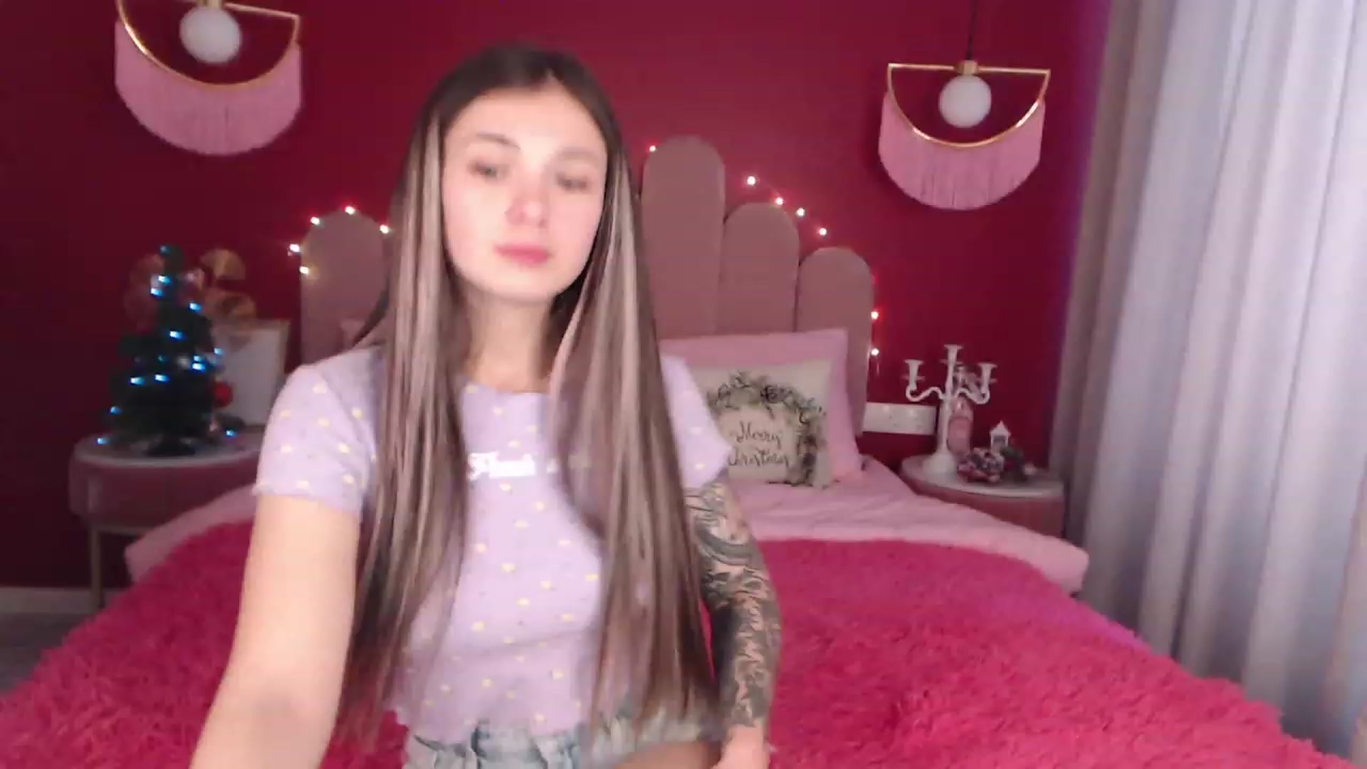 Gallery image thumbnail from AmeliaMFC's myfreecams stream on, 12/20/2022, 09:11 image 10 of 20