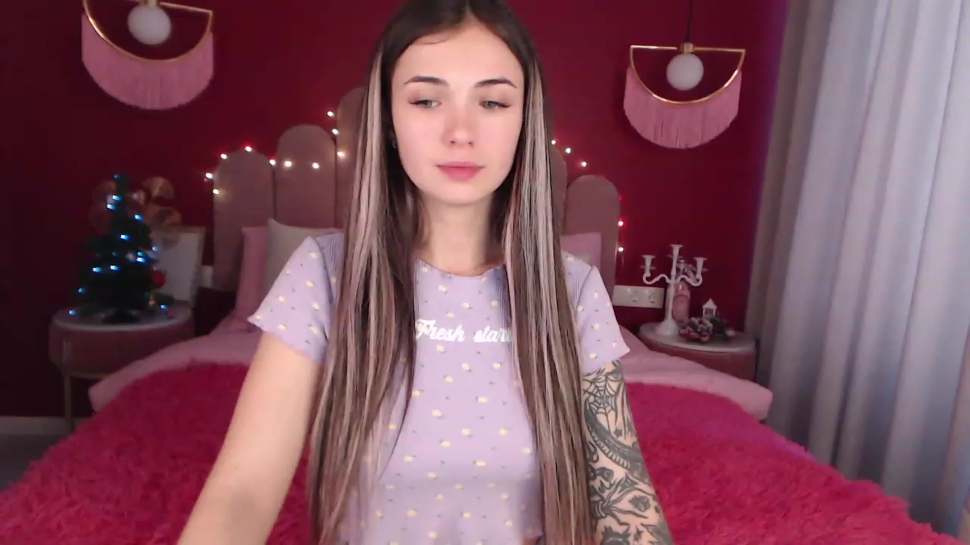Gallery image thumbnail from AmeliaMFC's myfreecams stream on, 12/20/2022, 09:11 image 5 of 20