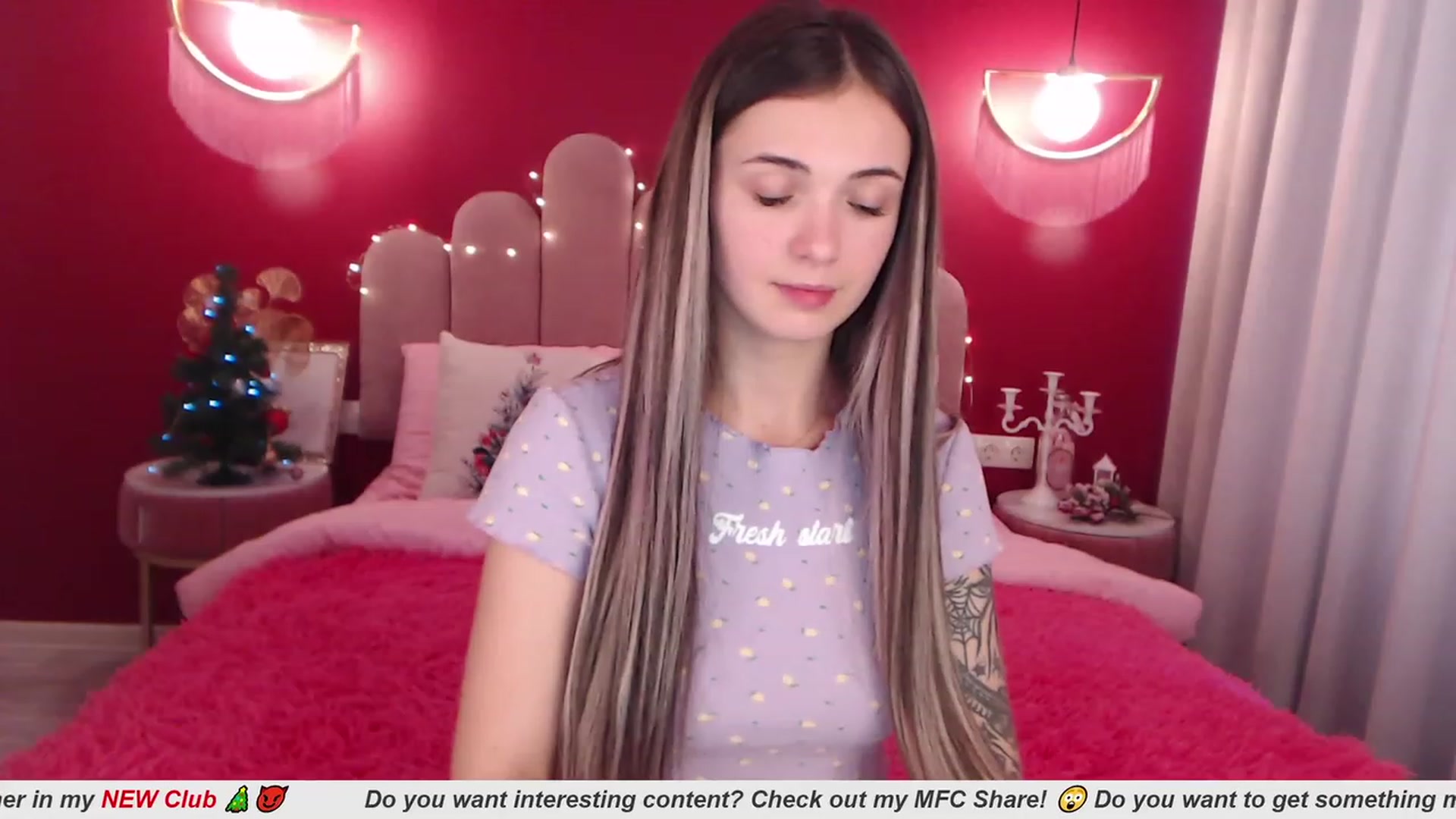 Gallery image thumbnail from AmeliaMFC's myfreecams stream on, 12/20/2022, 09:50 image 6 of 20