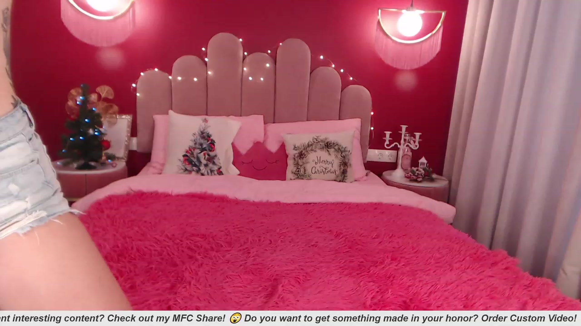 Gallery image thumbnail from AmeliaMFC's myfreecams stream on, 12/20/2022, 11:50 image 3 of 20
