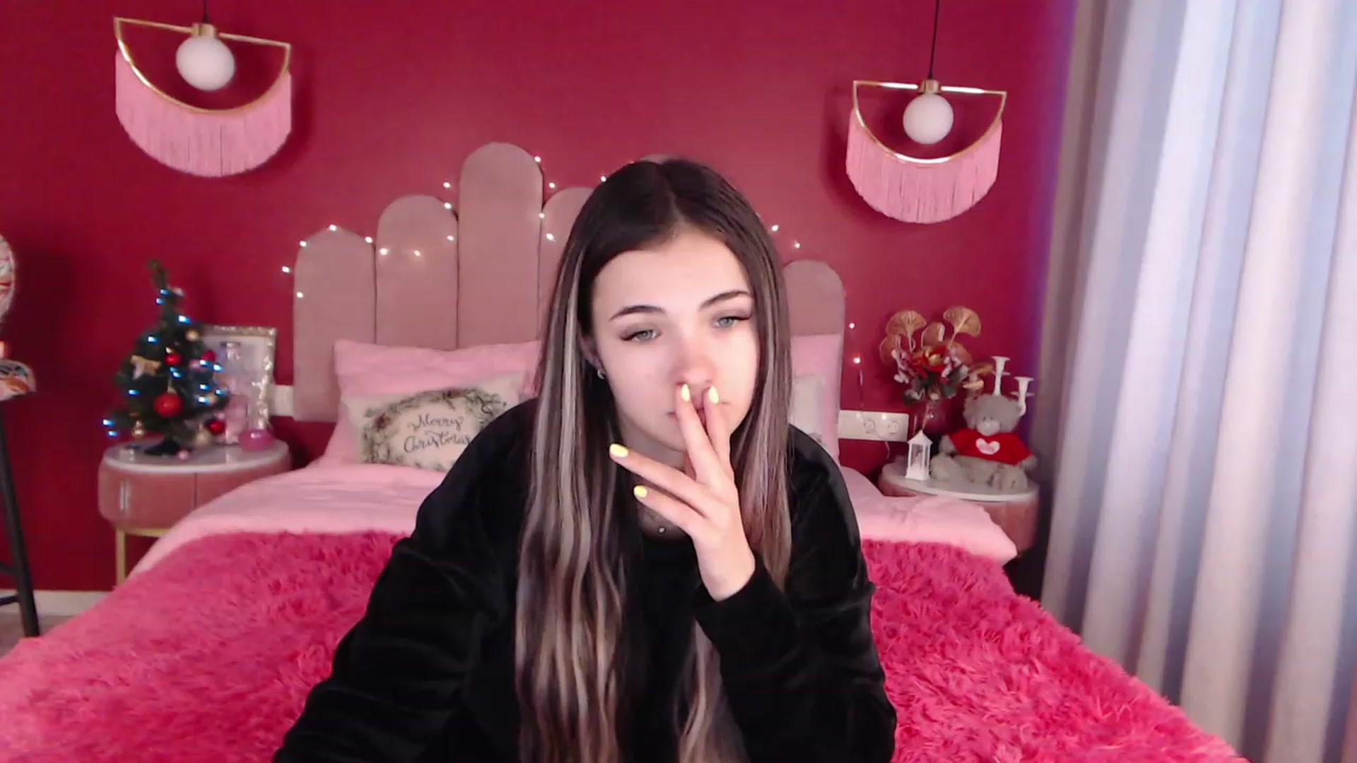Gallery image thumbnail from AmeliaMFC's myfreecams stream on, 12/29/2022, 08:22 image 16 of 20