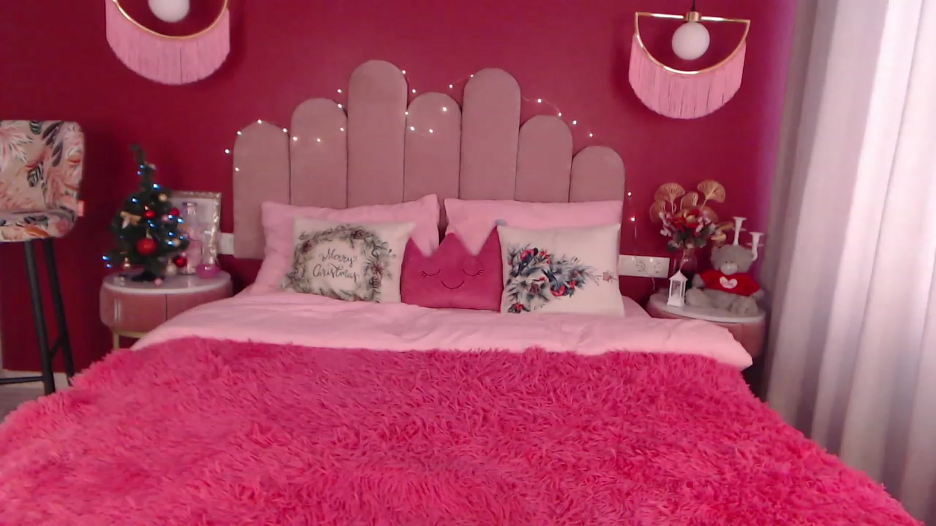 Gallery image thumbnail from AmeliaMFC's myfreecams stream on, 12/29/2022, 13:04 image 5 of 20