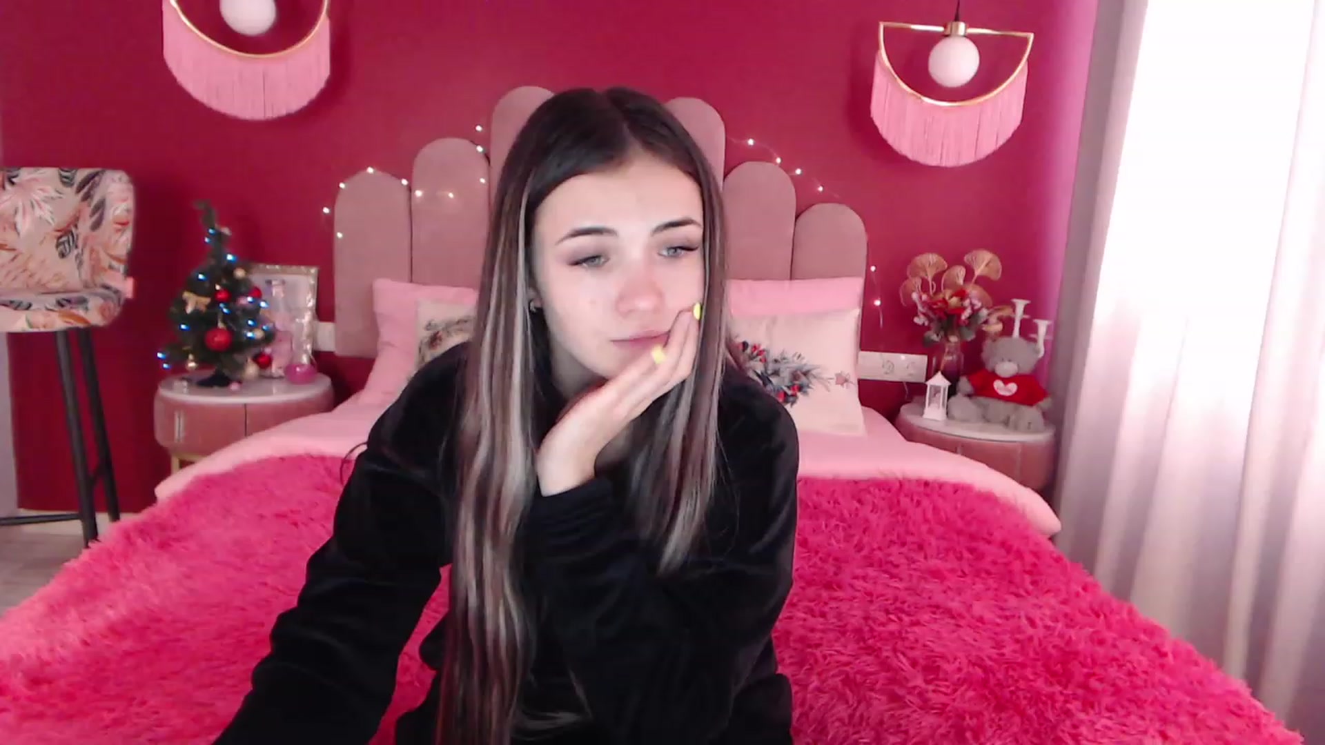 Gallery image thumbnail from AmeliaMFC's myfreecams stream on, 12/29/2022, 13:04 image 16 of 20
