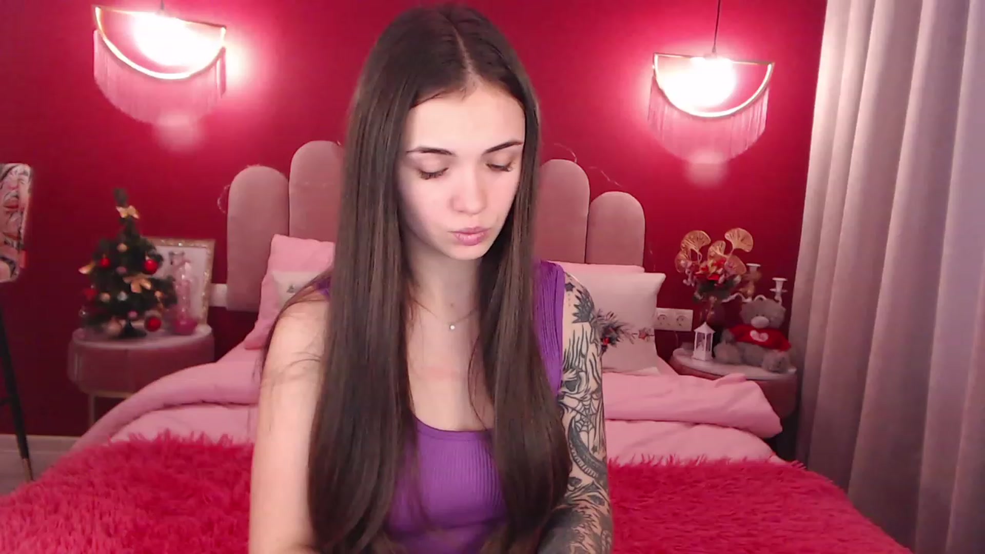 Gallery image thumbnail from AmeliaMFC's myfreecams stream on, 01/18/2023, 14:21 image 17 of 20