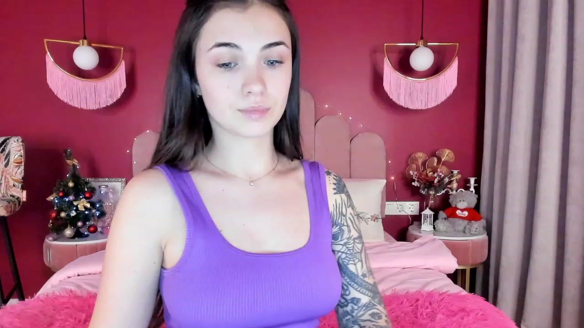 Gallery image thumbnail from AmeliaMFC's myfreecams stream on, 01/18/2023, 19:30 image 2 of 20