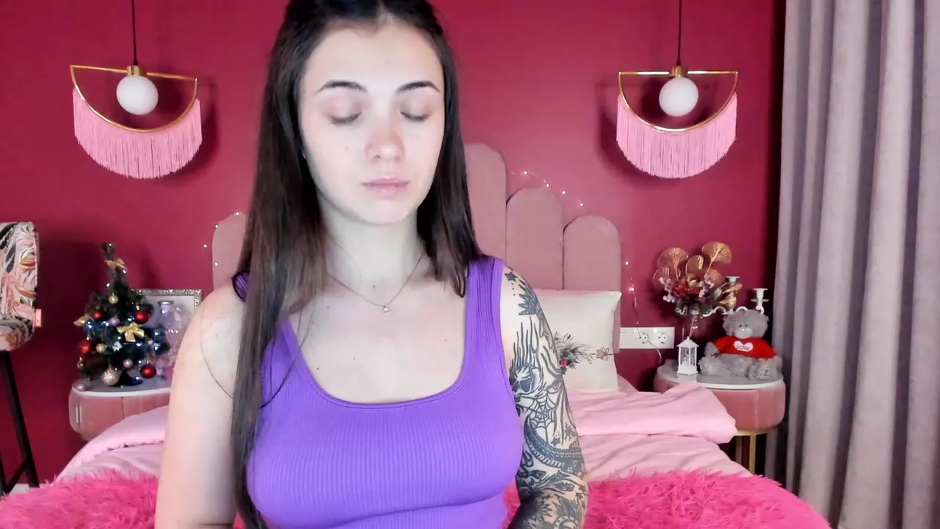 Gallery image thumbnail from AmeliaMFC's myfreecams stream on, 01/18/2023, 19:30 image 15 of 20