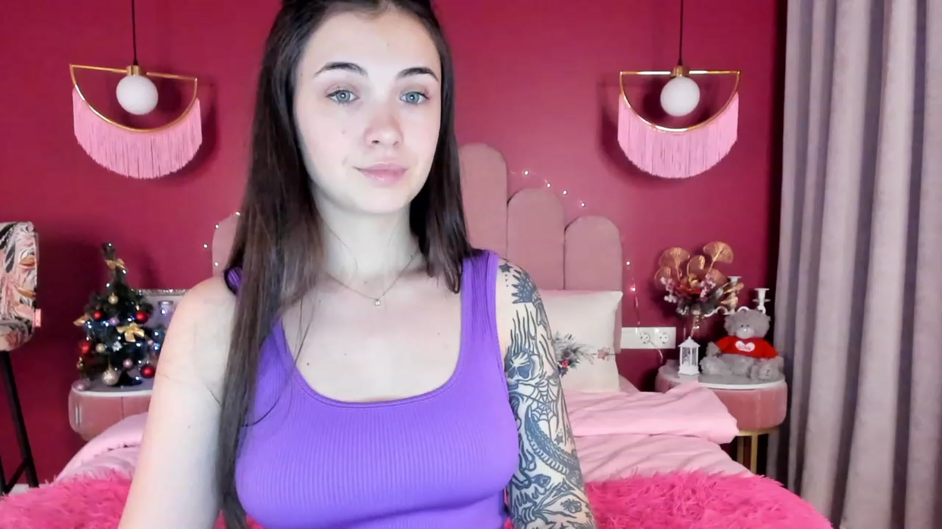 Gallery image thumbnail from AmeliaMFC's myfreecams stream on, 01/18/2023, 19:30 image 16 of 20