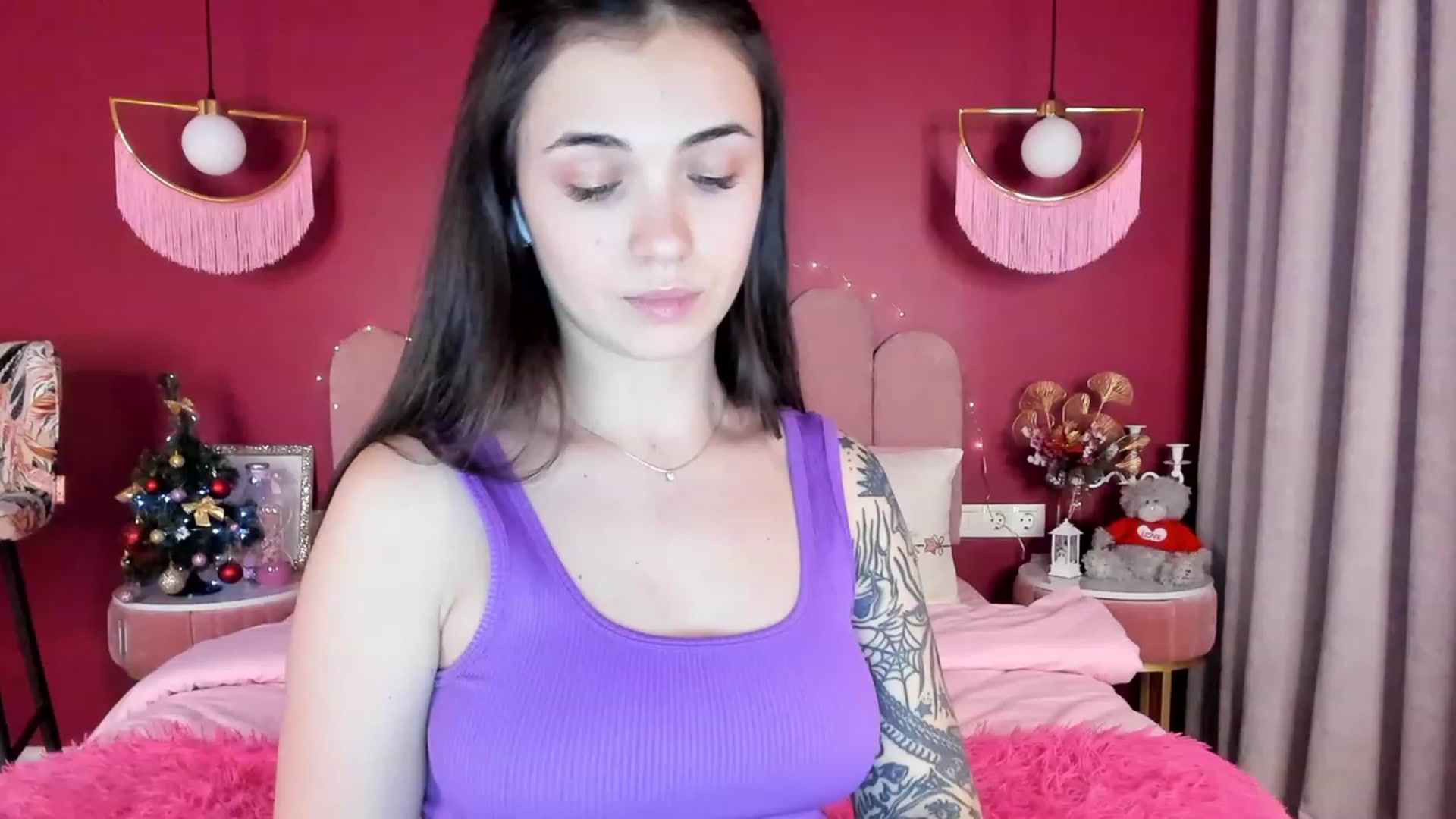 Gallery image thumbnail from AmeliaMFC's myfreecams stream on, 01/18/2023, 19:30 image 6 of 20