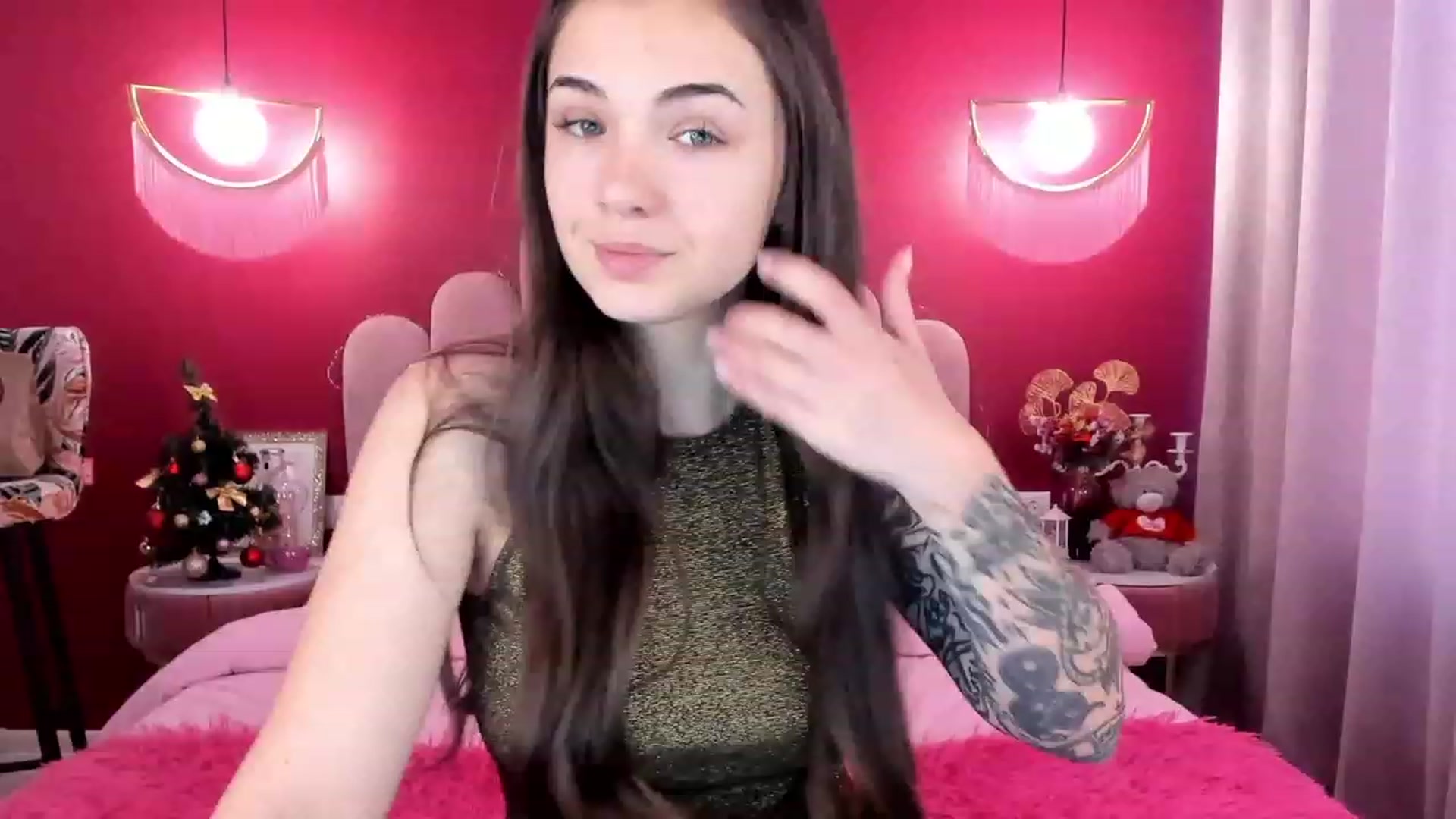 Gallery image thumbnail from AmeliaMFC's myfreecams stream on, 01/19/2023, 07:32 image 9 of 20