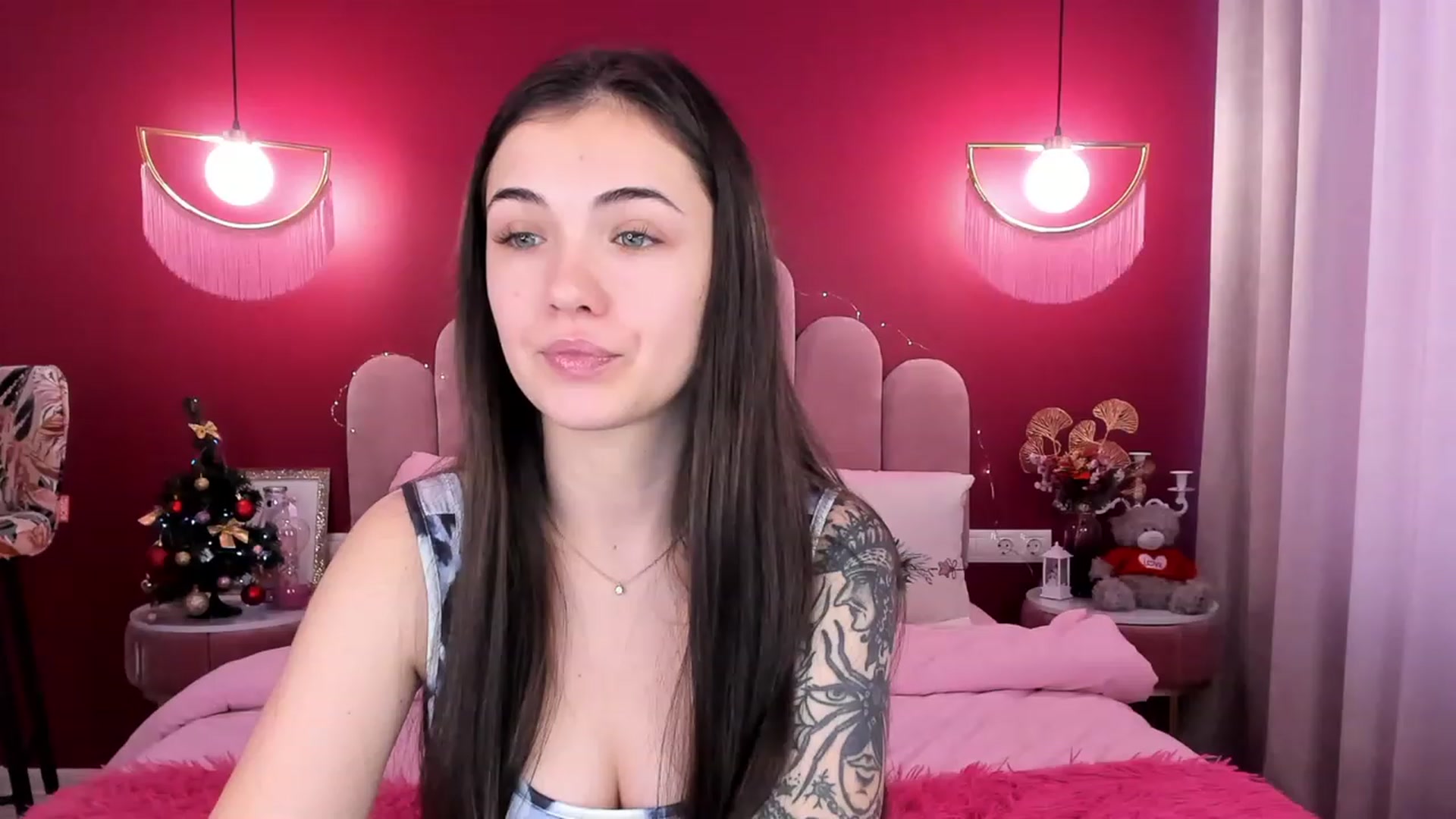 Gallery image thumbnail from AmeliaMFC's myfreecams stream on, 01/19/2023, 09:32 image 20 of 20
