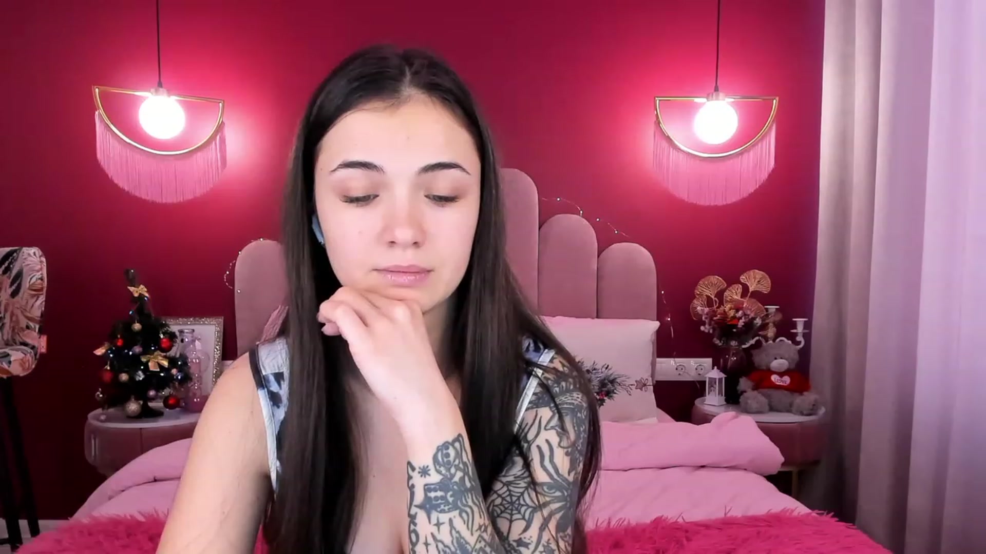 Gallery image thumbnail from AmeliaMFC's myfreecams stream on, 01/19/2023, 09:32 image 19 of 20