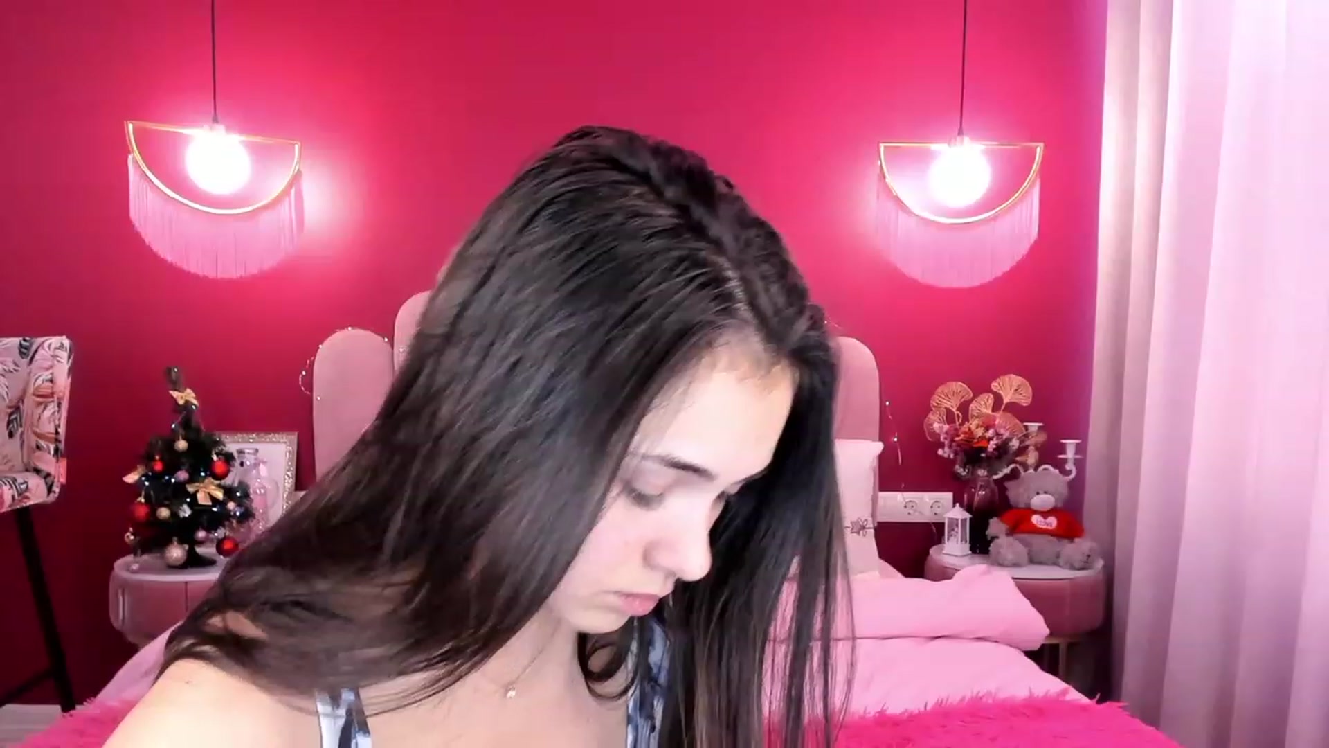 Gallery image thumbnail from AmeliaMFC's myfreecams stream on, 01/19/2023, 12:36 image 15 of 20