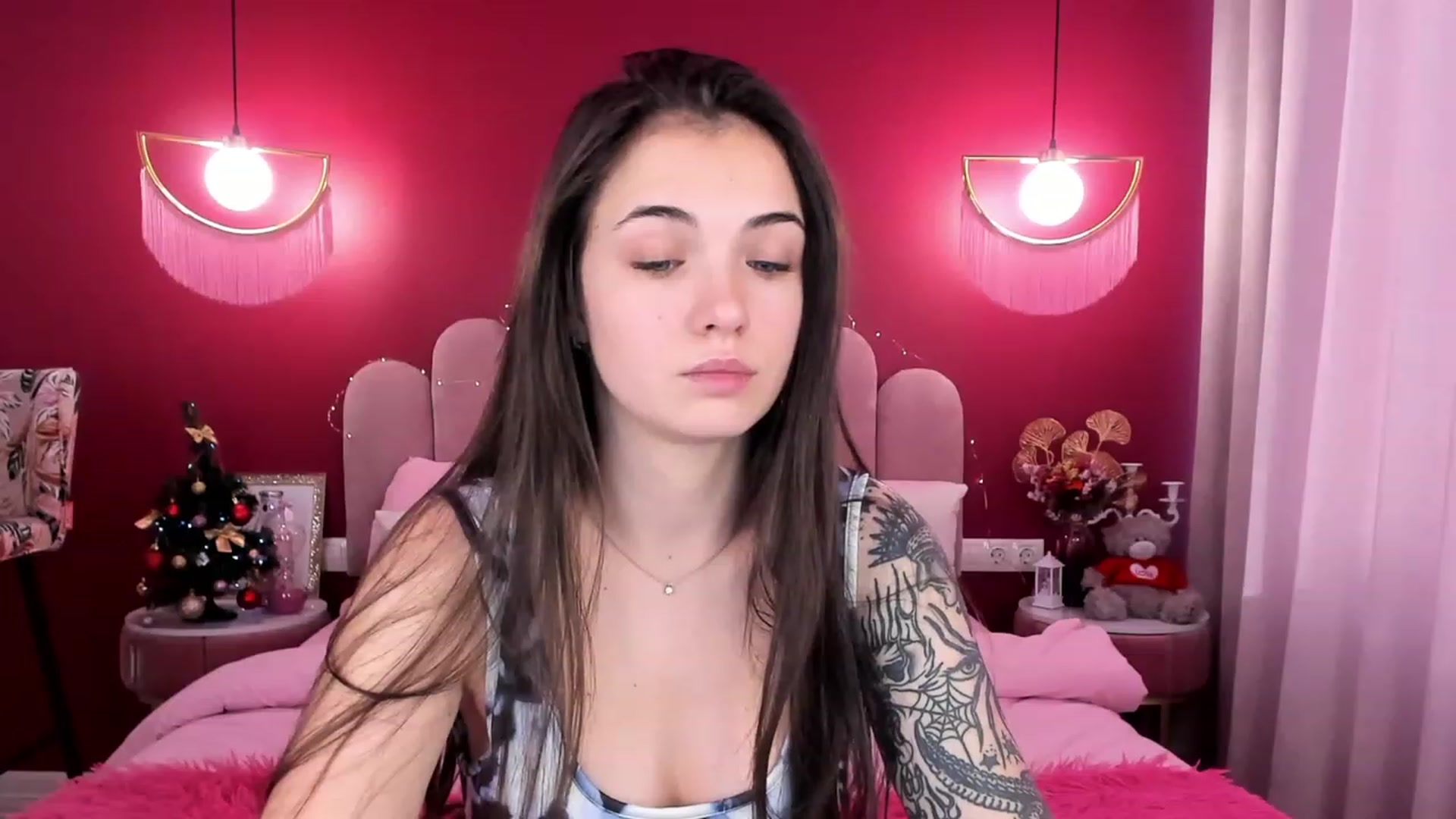 Gallery image thumbnail from AmeliaMFC's myfreecams stream on, 01/19/2023, 12:36 image 19 of 20