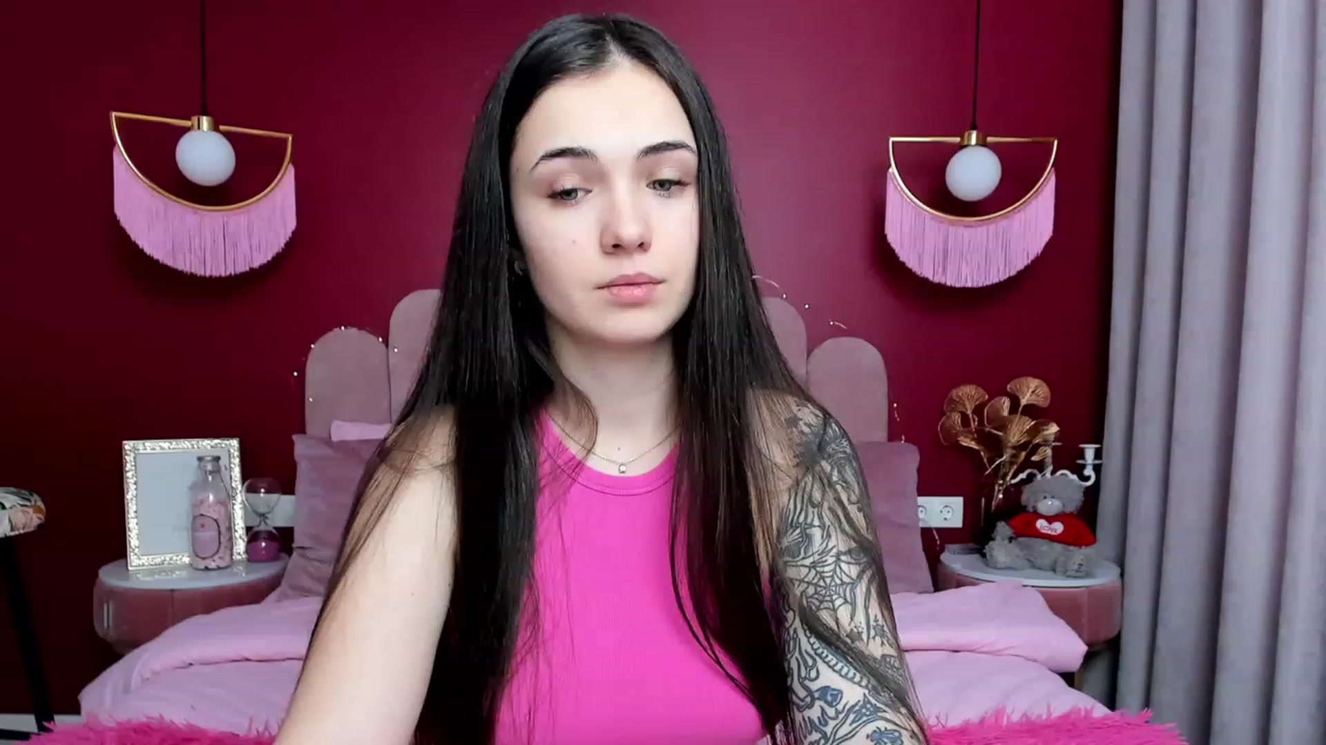 Gallery image thumbnail from AmeliaMFC's myfreecams stream on, 01/20/2023, 13:43 image 12 of 20