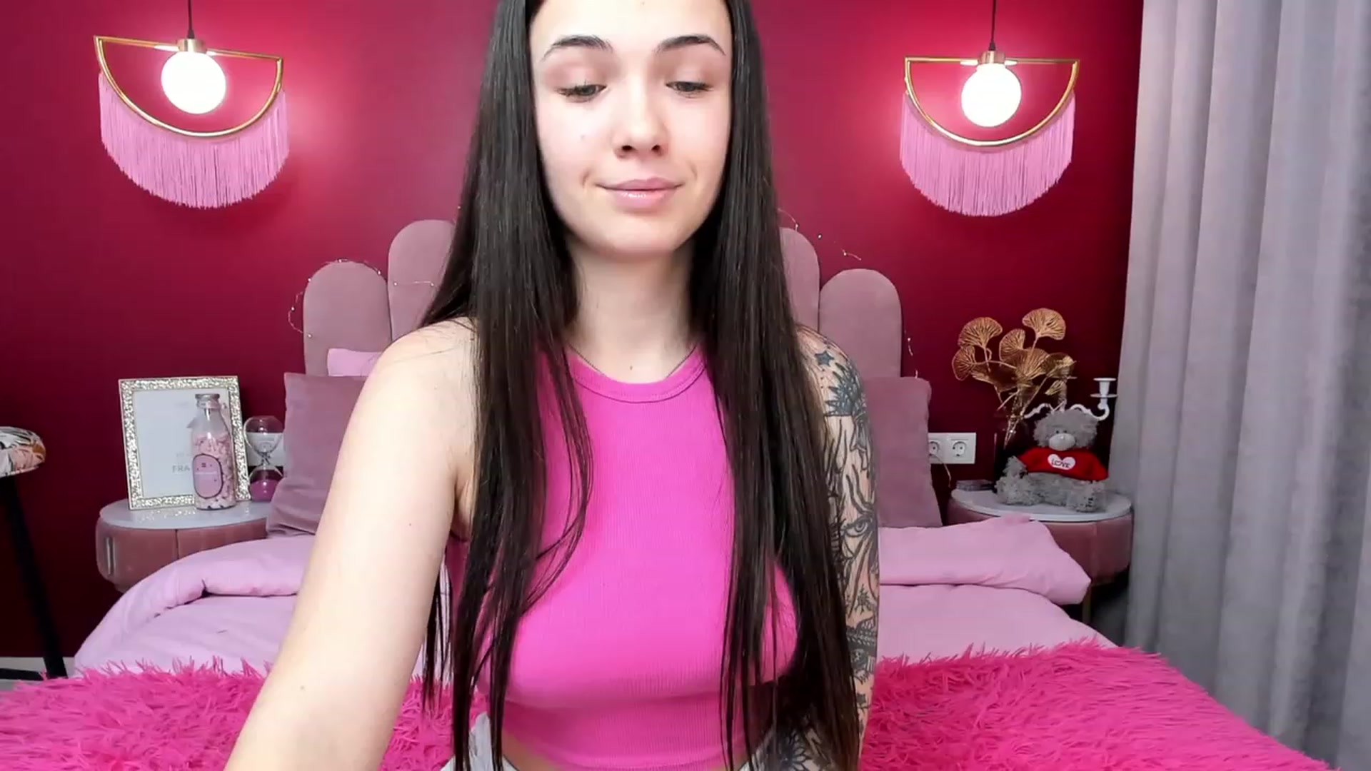 Gallery image thumbnail from AmeliaMFC's myfreecams stream on, 01/20/2023, 16:34 image 10 of 20