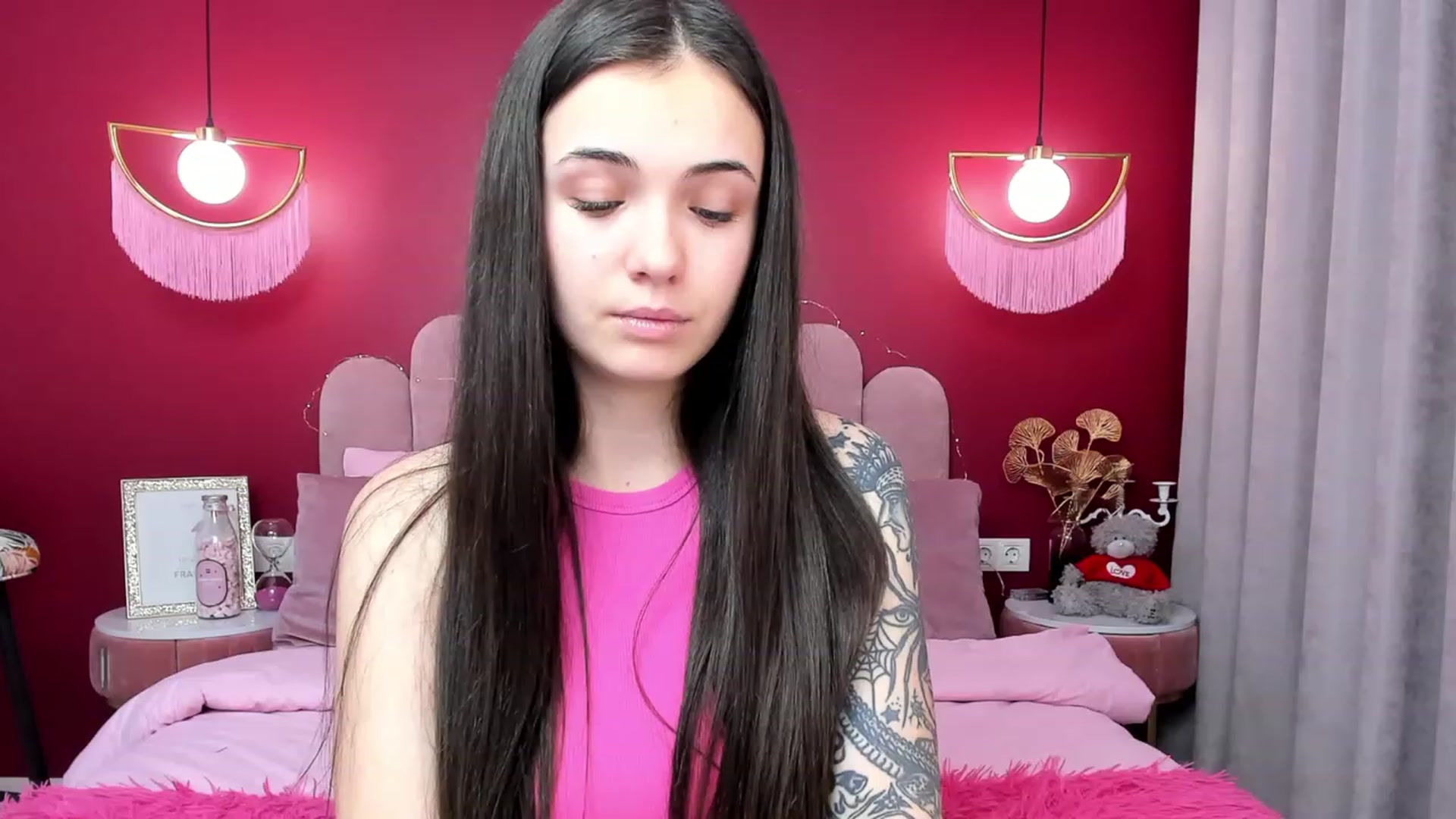 Gallery image thumbnail from AmeliaMFC's myfreecams stream on, 01/20/2023, 16:34 image 1 of 20
