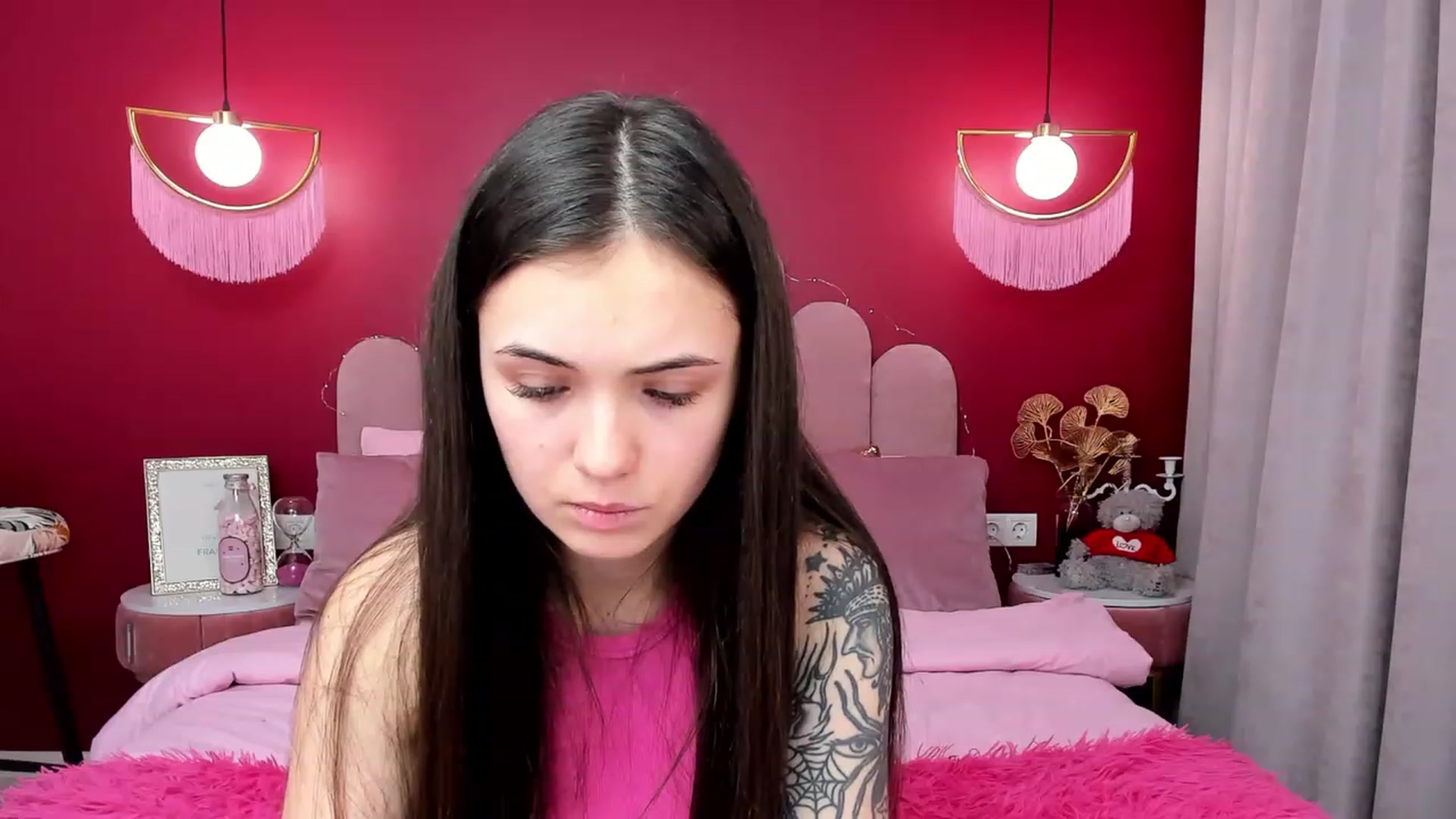 Gallery image thumbnail from AmeliaMFC's myfreecams stream on, 01/20/2023, 19:33 image 8 of 20