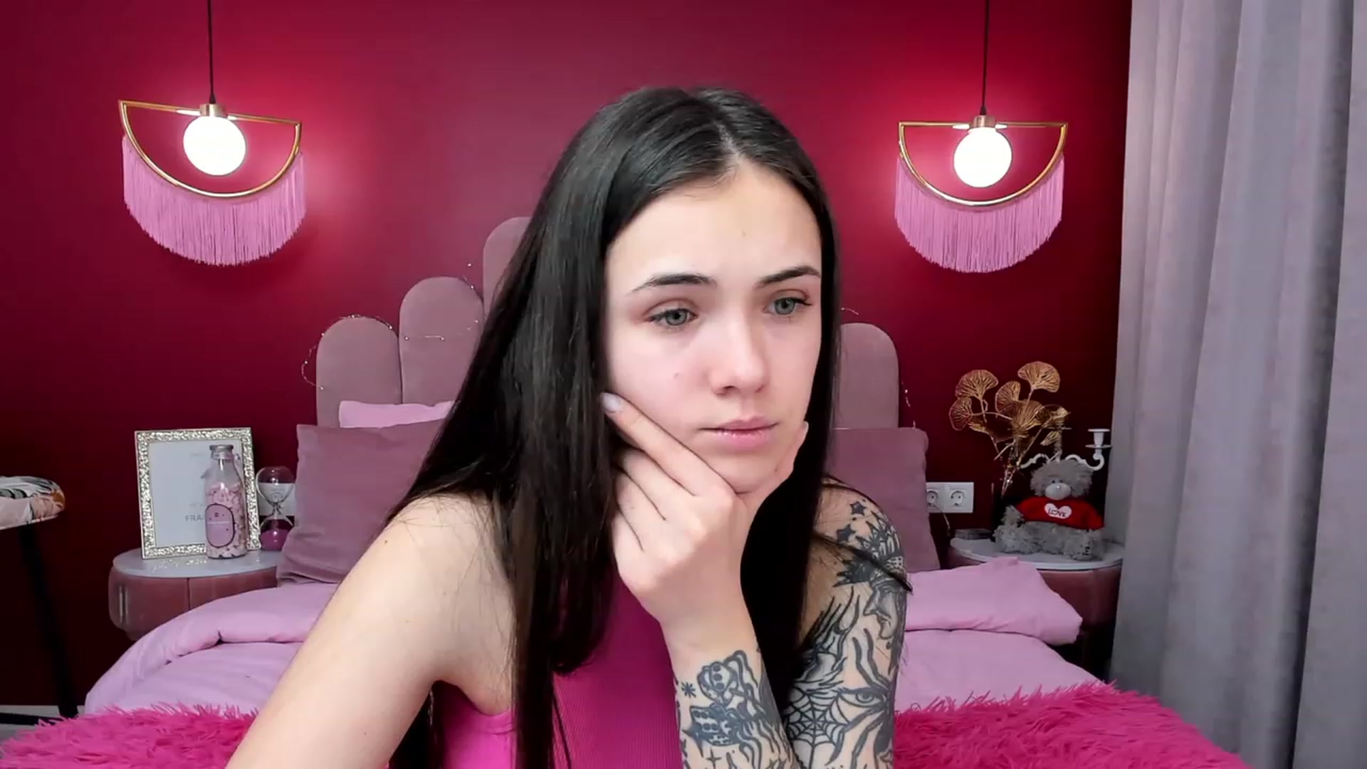Gallery image thumbnail from AmeliaMFC's myfreecams stream on, 01/20/2023, 19:33 image 1 of 20