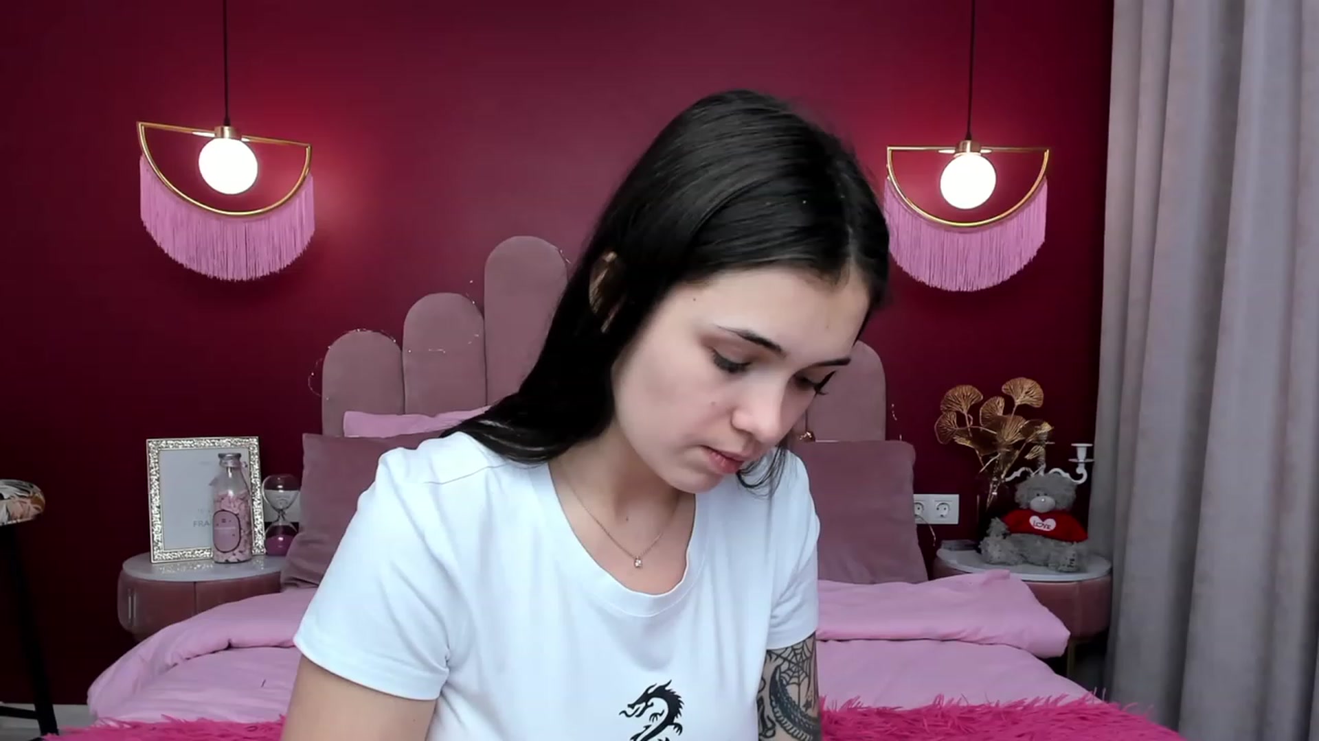 Gallery image thumbnail from AmeliaMFC's myfreecams stream on, 01/22/2023, 13:05 image 1 of 20