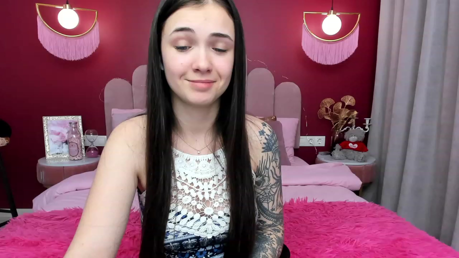 Gallery image thumbnail from AmeliaMFC's myfreecams stream on, 01/25/2023, 18:21 image 6 of 20
