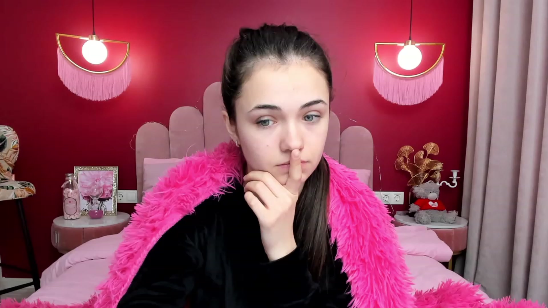Gallery image thumbnail from AmeliaMFC's myfreecams stream on, 01/26/2023, 09:14 image 16 of 20