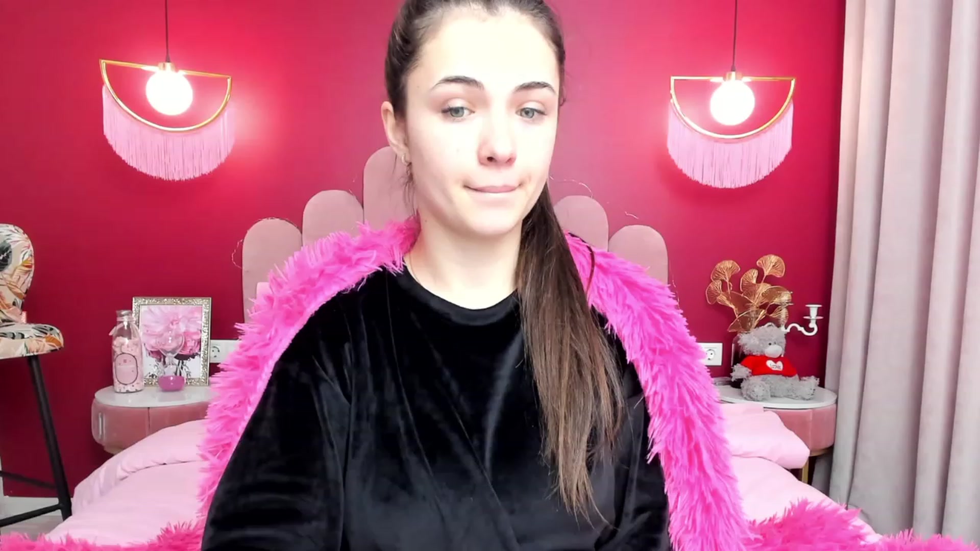 Gallery image thumbnail from AmeliaMFC's myfreecams stream on, 01/26/2023, 09:14 image 17 of 20