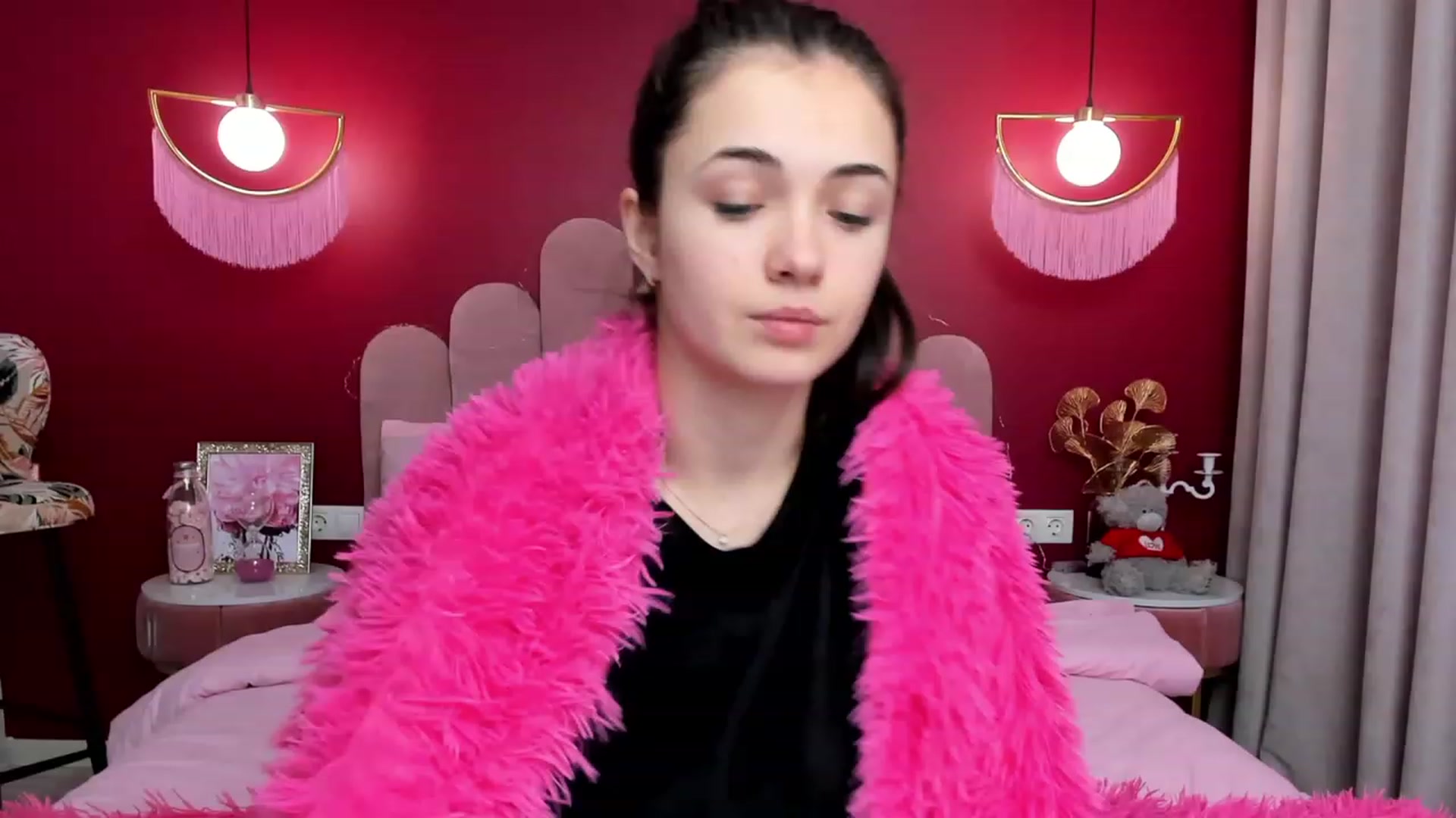 Gallery image thumbnail from AmeliaMFC's myfreecams stream on, 01/26/2023, 09:14 image 14 of 20