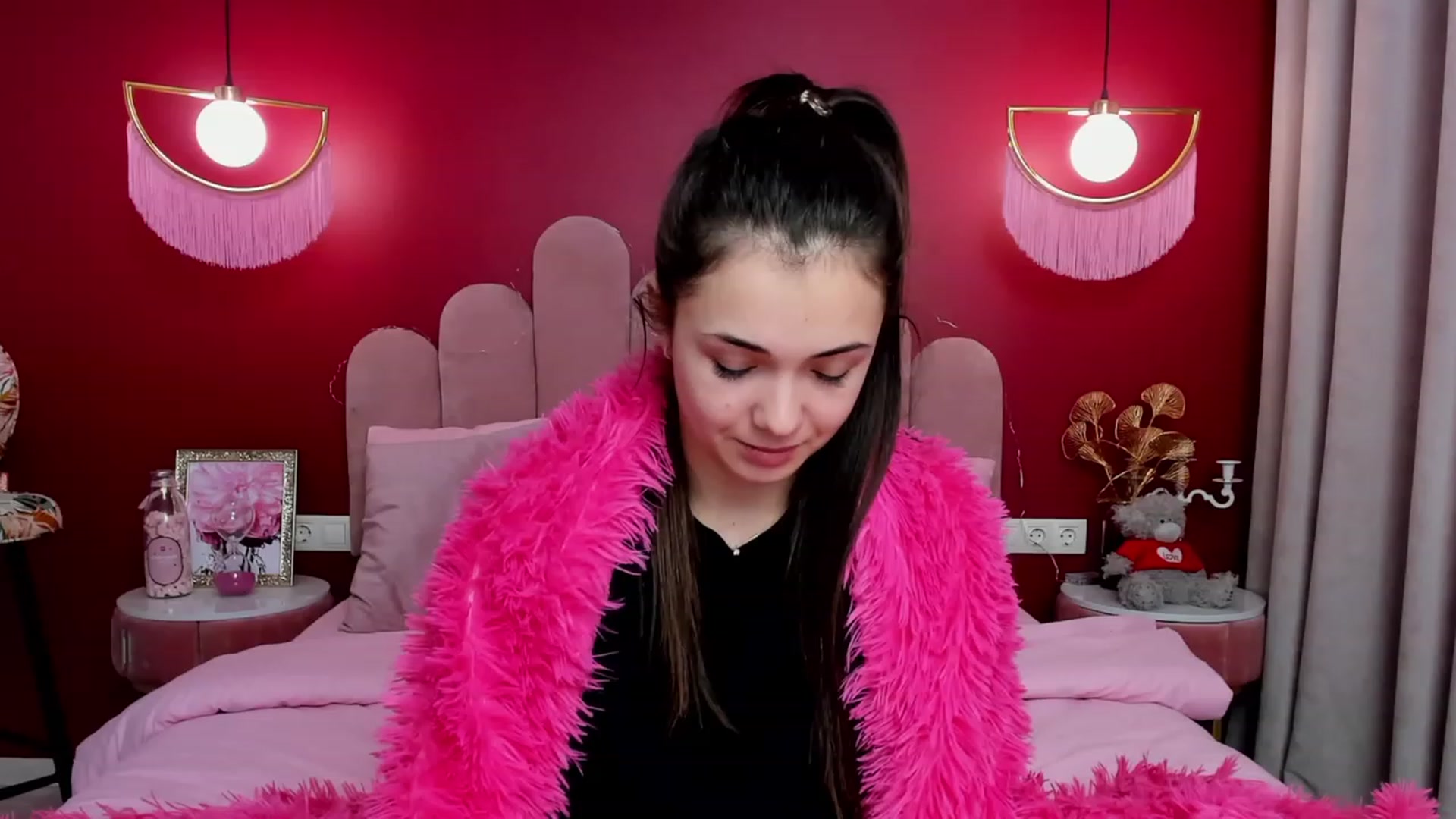 Gallery image thumbnail from AmeliaMFC's myfreecams stream on, 01/26/2023, 09:14 image 6 of 20