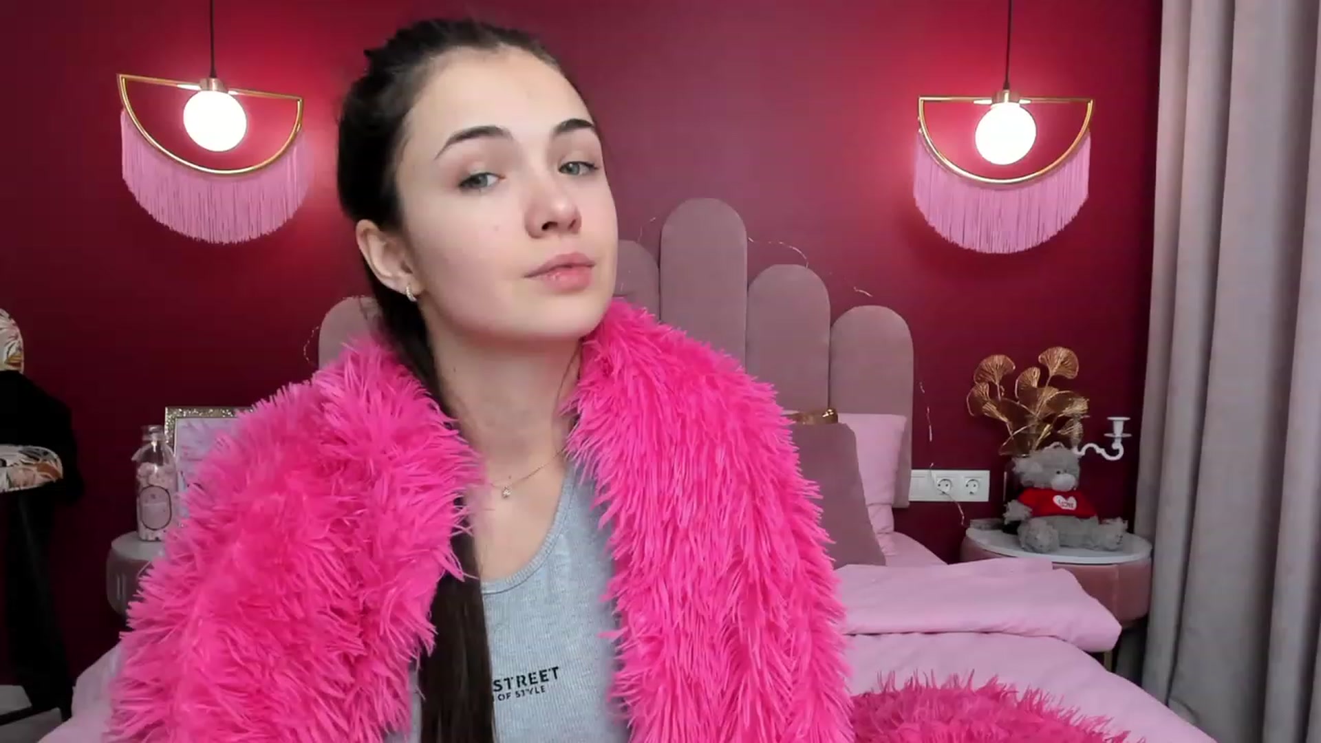 Gallery image thumbnail from AmeliaMFC's myfreecams stream on, 01/26/2023, 10:46 image 12 of 20
