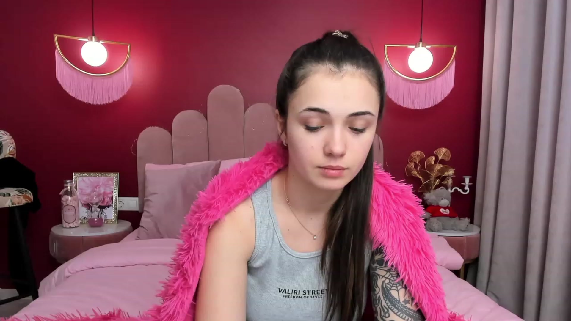 Gallery image thumbnail from AmeliaMFC's myfreecams stream on, 01/26/2023, 13:01 image 1 of 20
