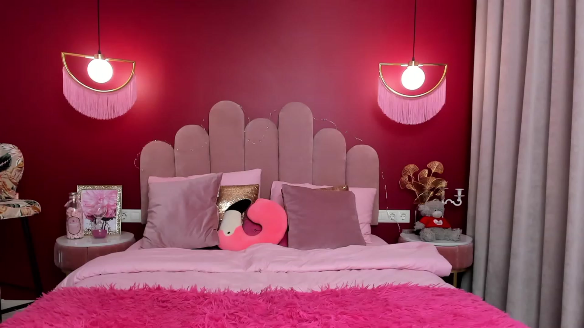 Gallery image thumbnail from AmeliaMFC's myfreecams stream on, 01/27/2023, 18:21 image 20 of 20