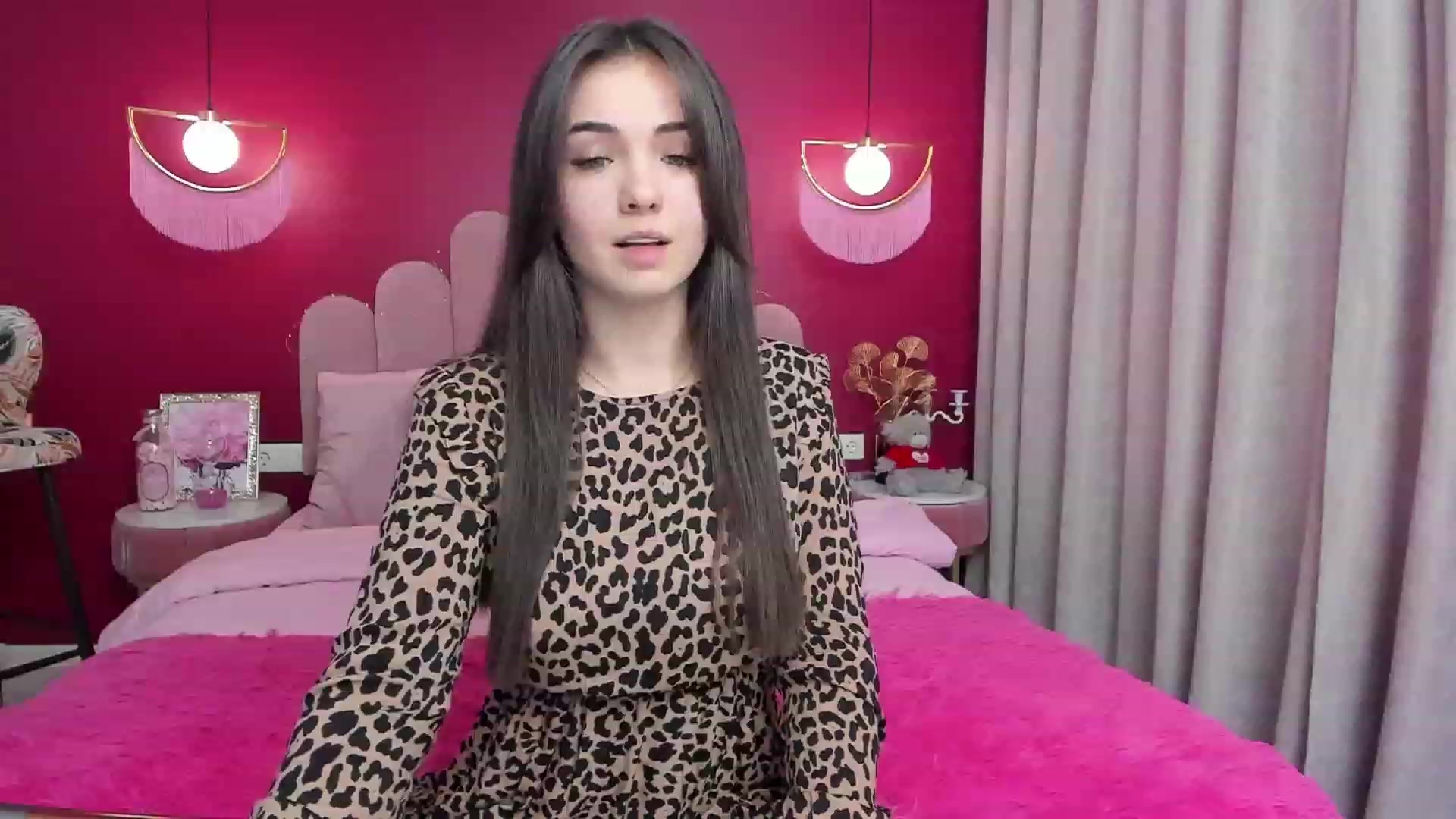 Gallery image thumbnail from AmeliaMFC's myfreecams stream on, 01/30/2023, 13:39 image 6 of 20