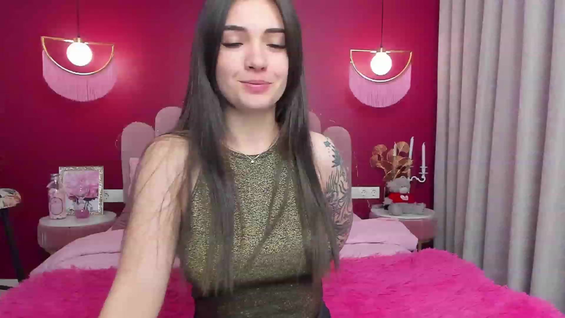 Gallery image thumbnail from AmeliaMFC's myfreecams stream on, 01/31/2023, 07:01 image 18 of 20