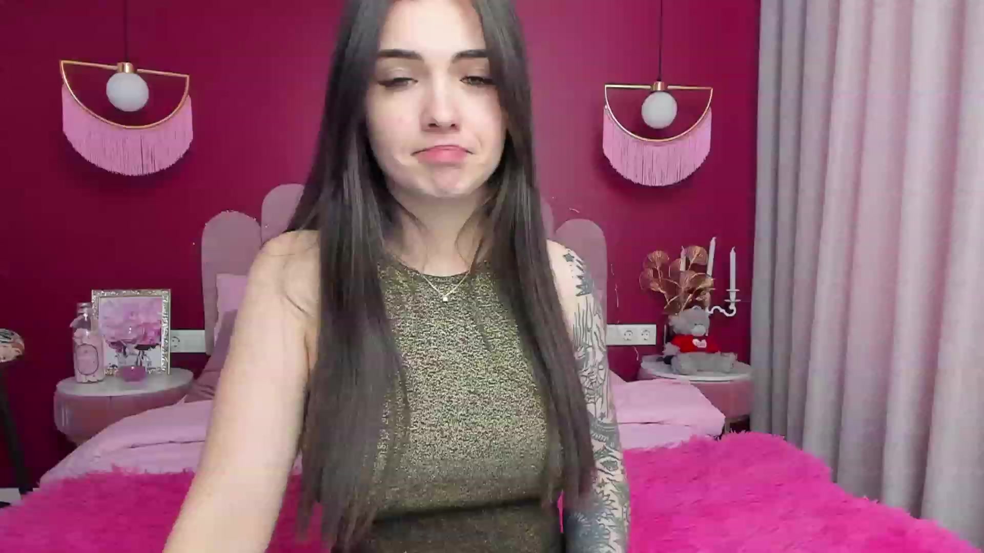 Gallery image thumbnail from AmeliaMFC's myfreecams stream on, 01/31/2023, 10:27 image 2 of 20