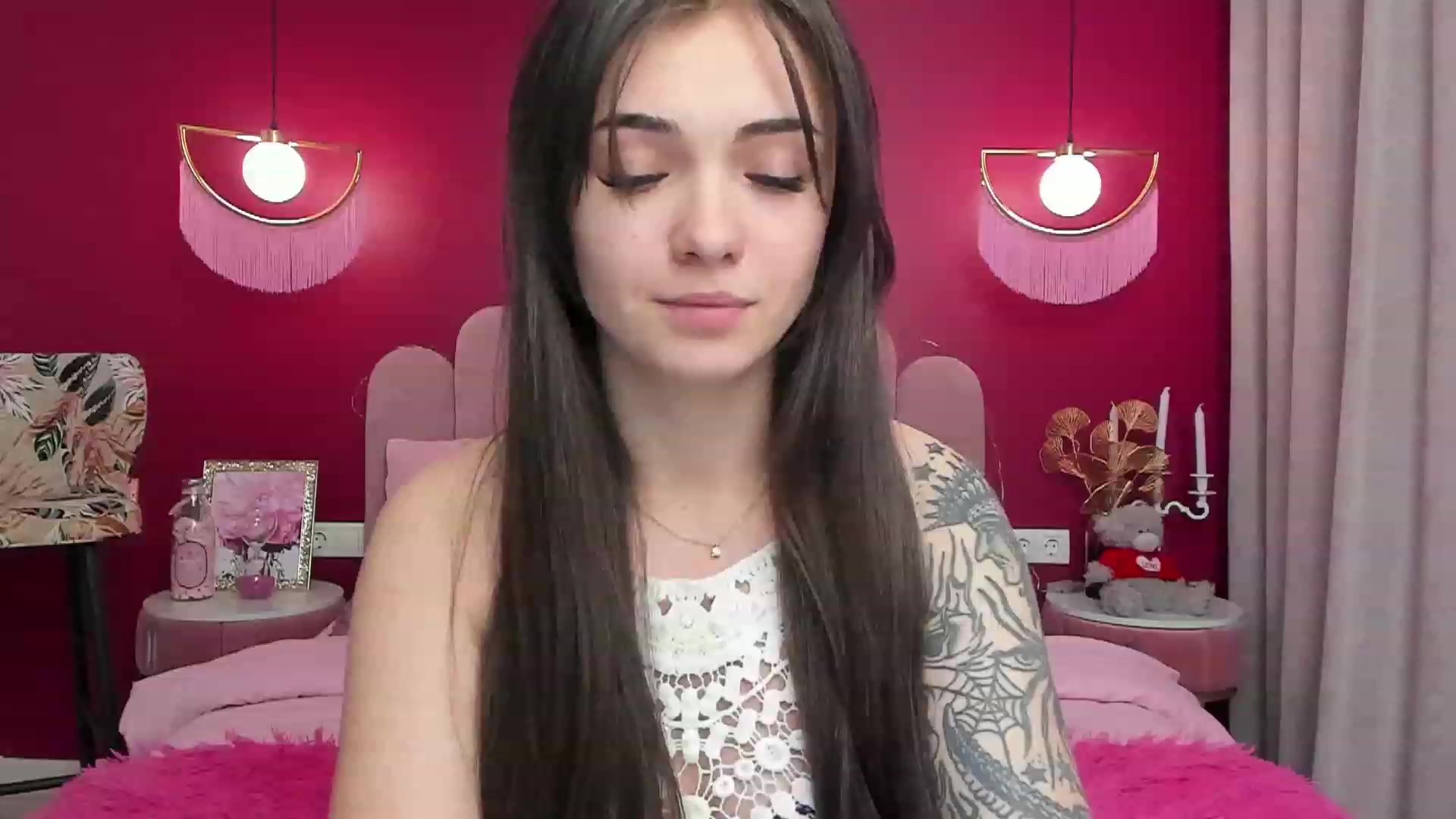 Gallery image thumbnail from AmeliaMFC's myfreecams stream on, 02/01/2023, 14:16 image 11 of 20