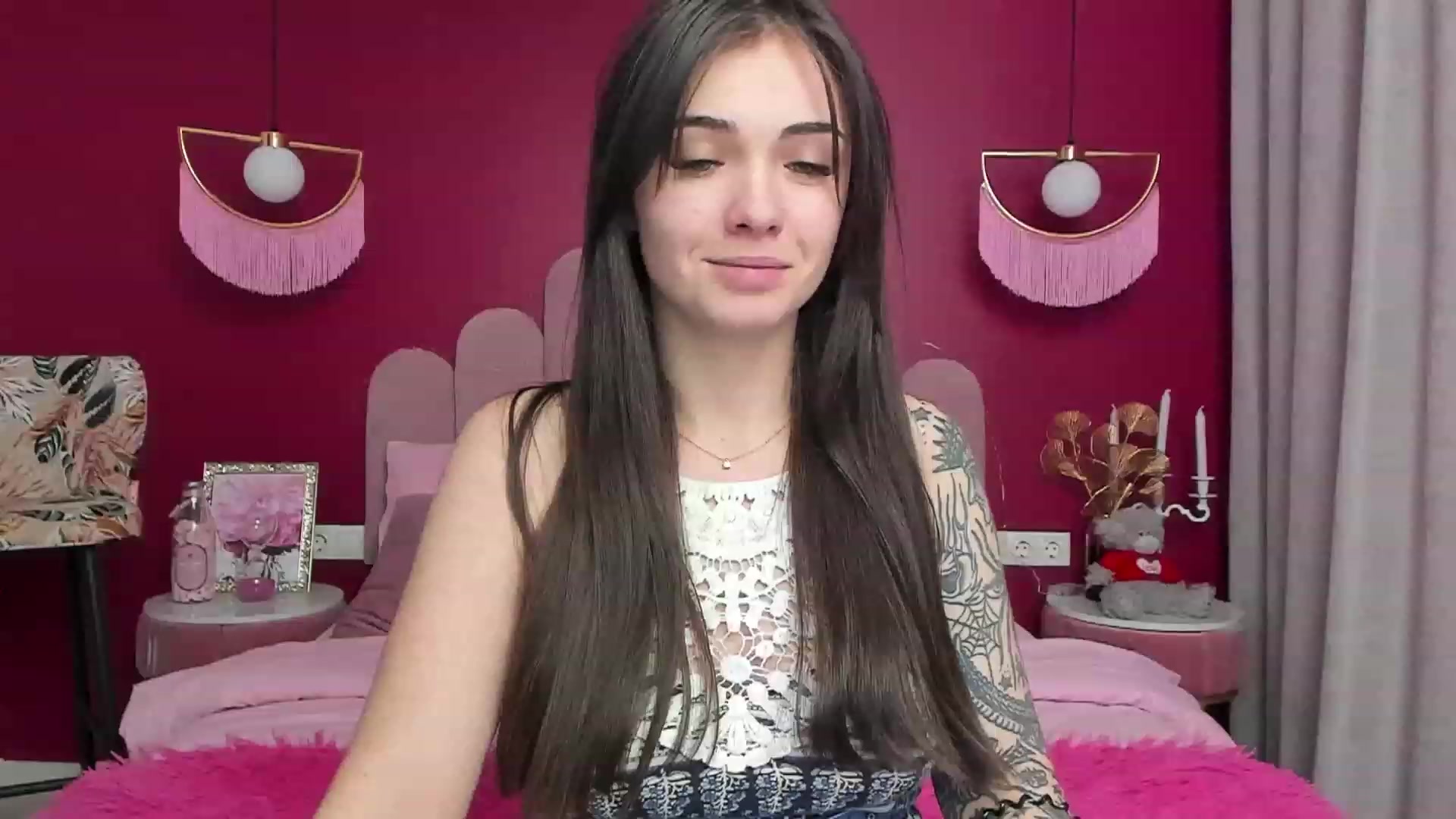 Gallery image thumbnail from AmeliaMFC's myfreecams stream on, 02/01/2023, 14:16 image 18 of 20
