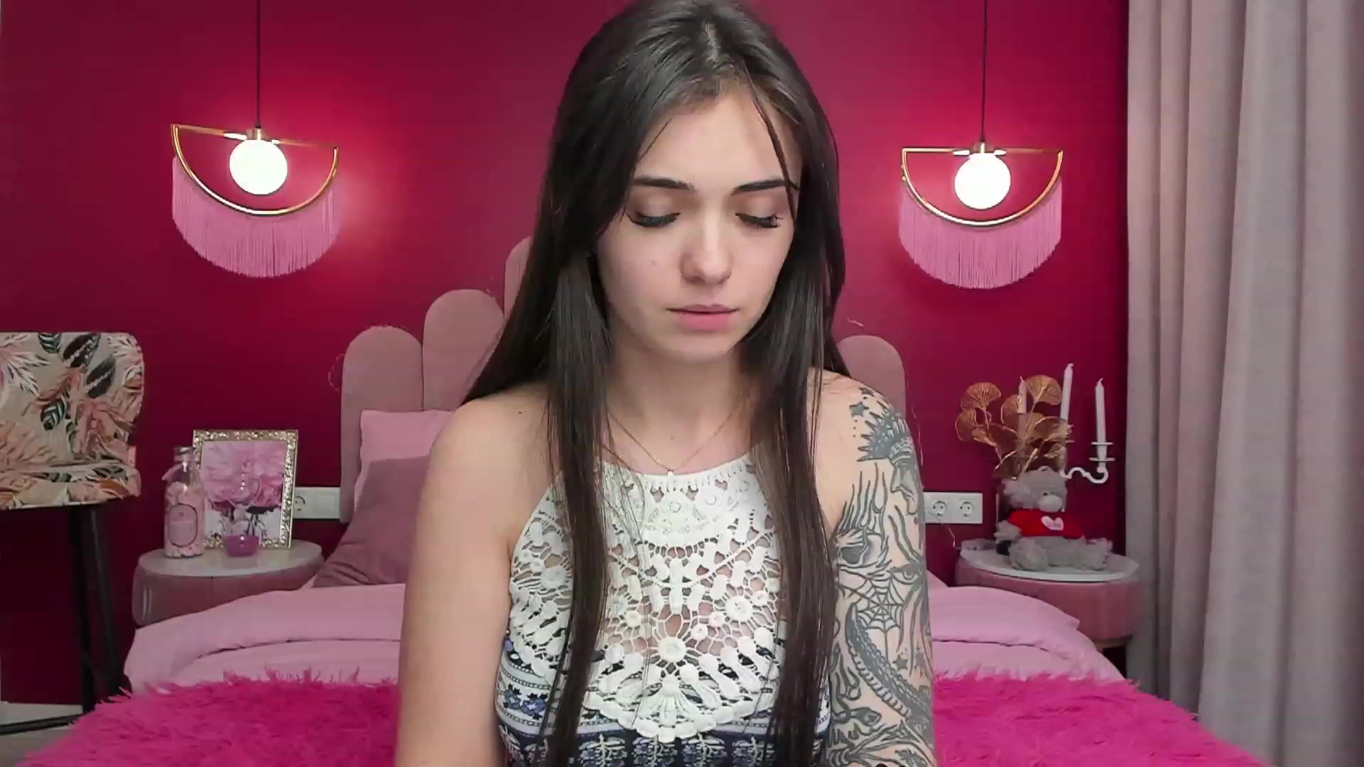 Gallery image thumbnail from AmeliaMFC's myfreecams stream on, 02/01/2023, 14:37 image 13 of 20