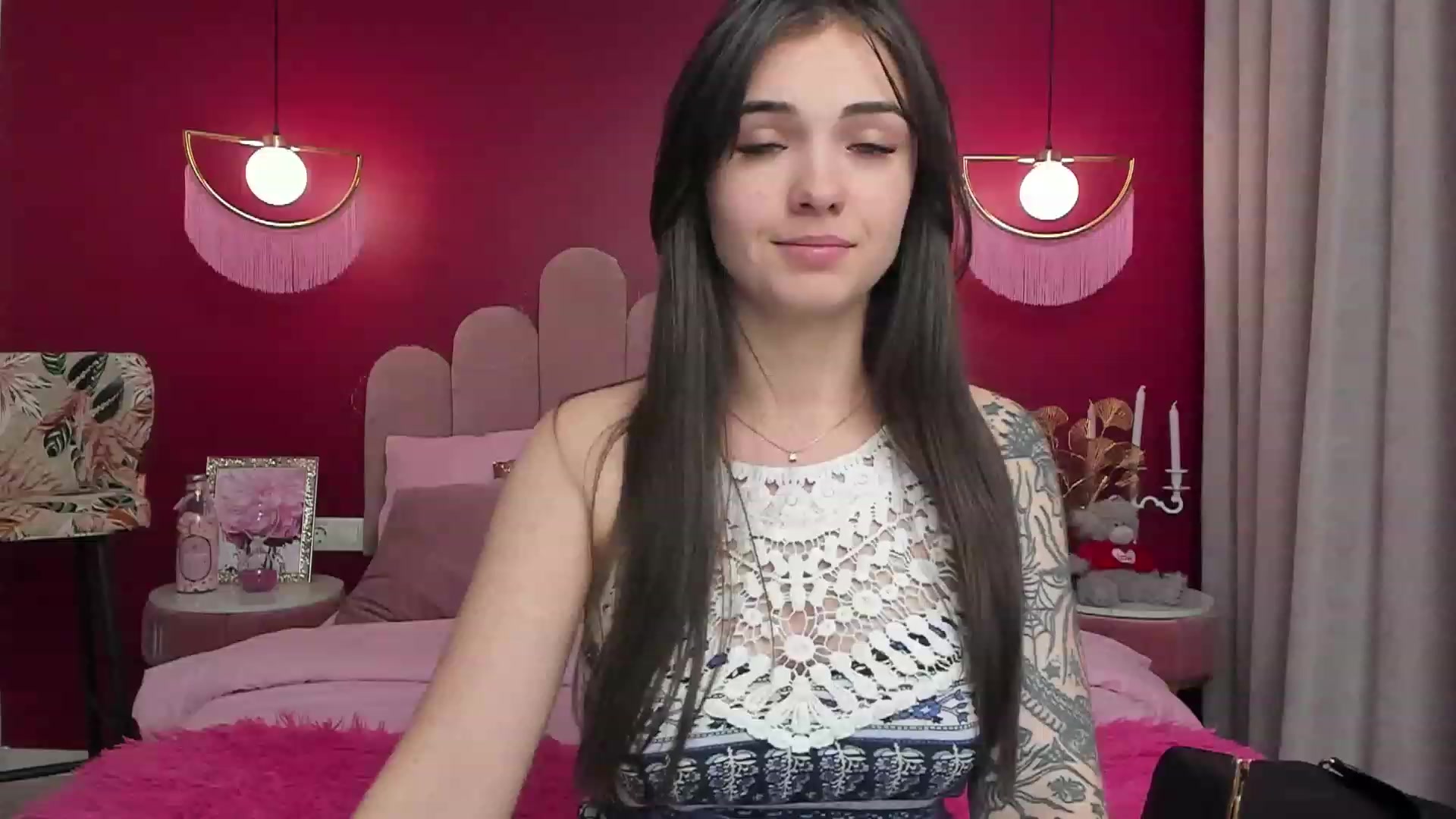 Gallery image thumbnail from AmeliaMFC's myfreecams stream on, 02/01/2023, 17:09 image 1 of 20