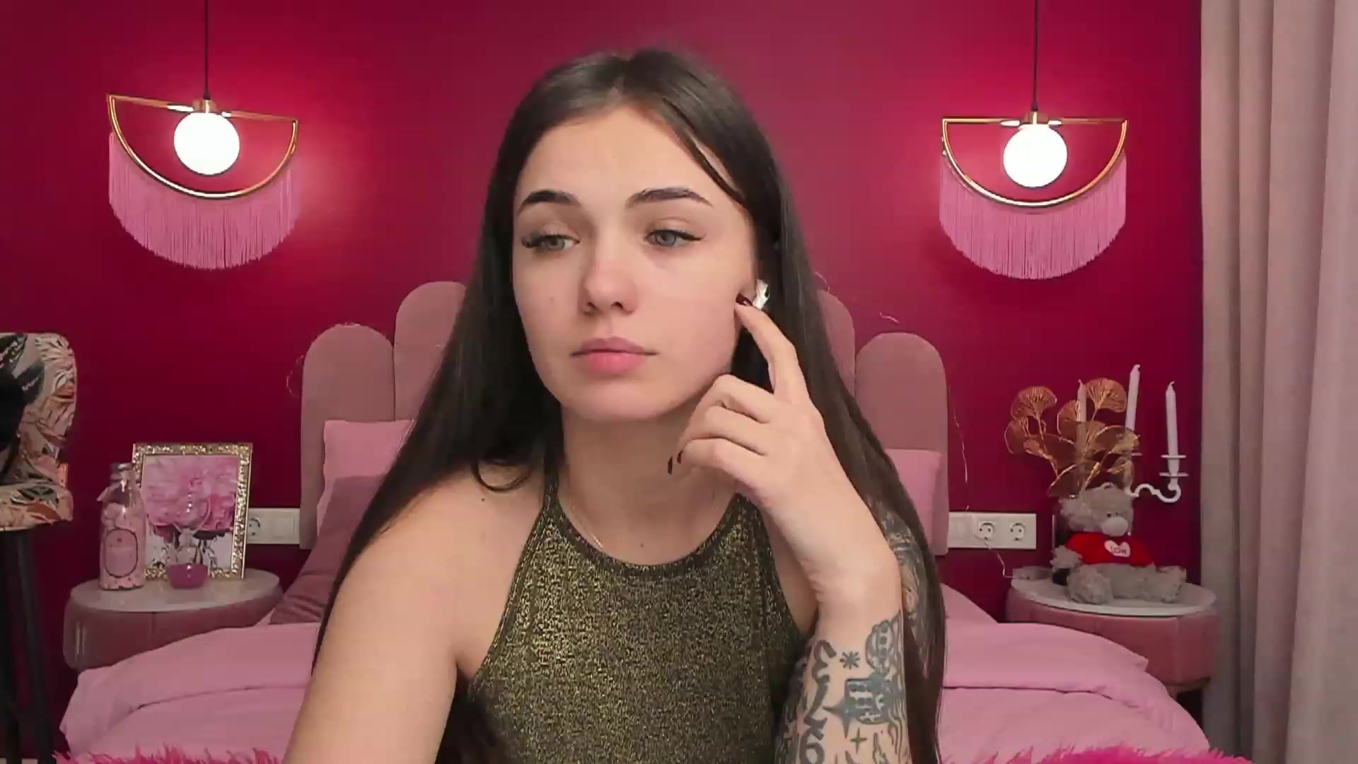 Gallery image thumbnail from AmeliaMFC's myfreecams stream on, 02/02/2023, 09:53 image 3 of 20