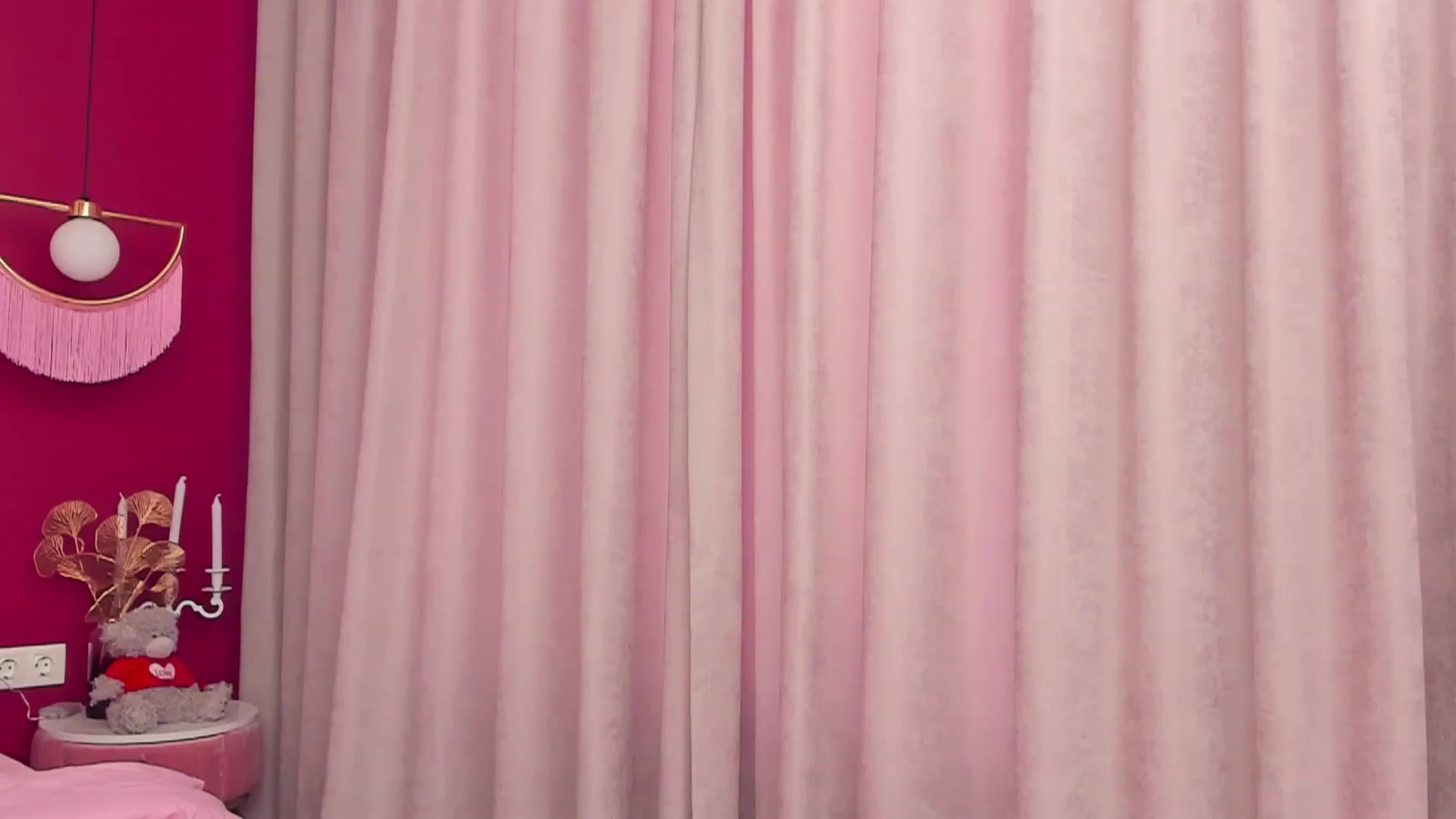 Gallery image thumbnail from AmeliaMFC's myfreecams stream on, 02/02/2023, 11:16 image 19 of 20