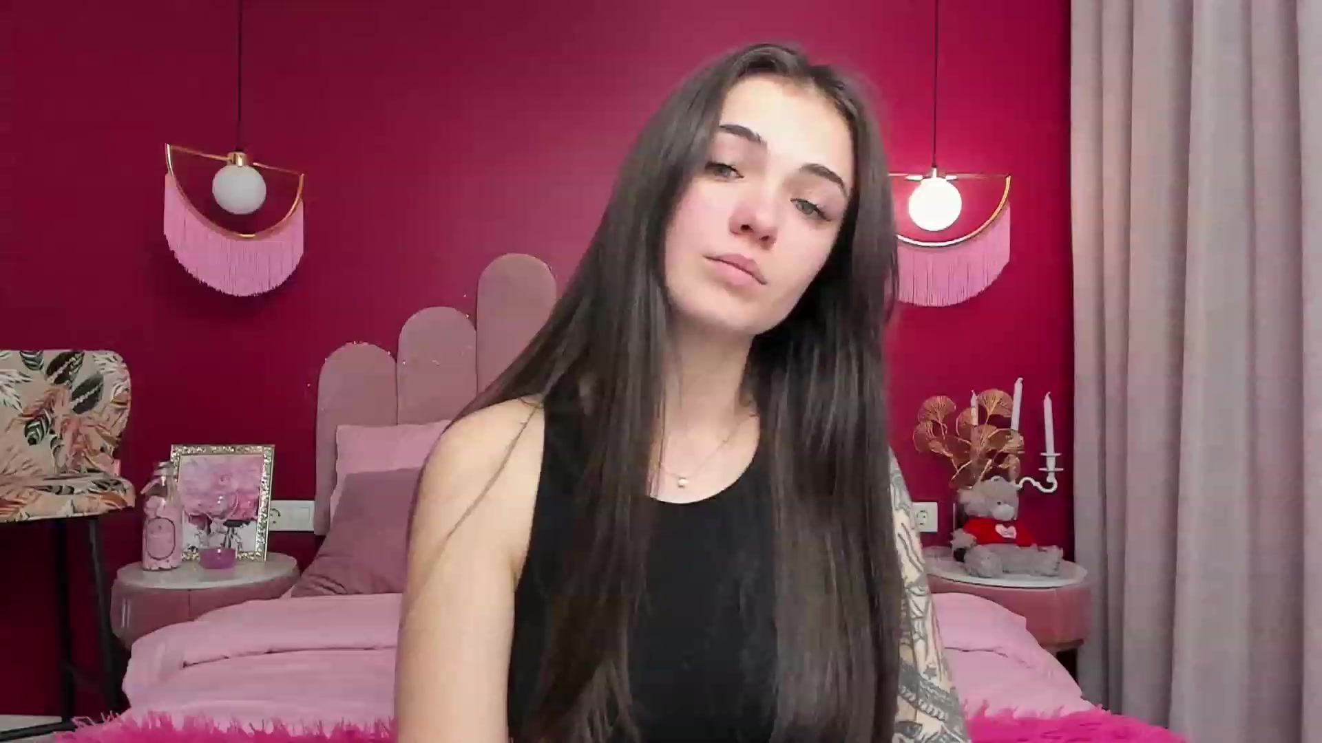 Gallery image thumbnail from AmeliaMFC's myfreecams stream on, 02/03/2023, 13:53 image 9 of 20